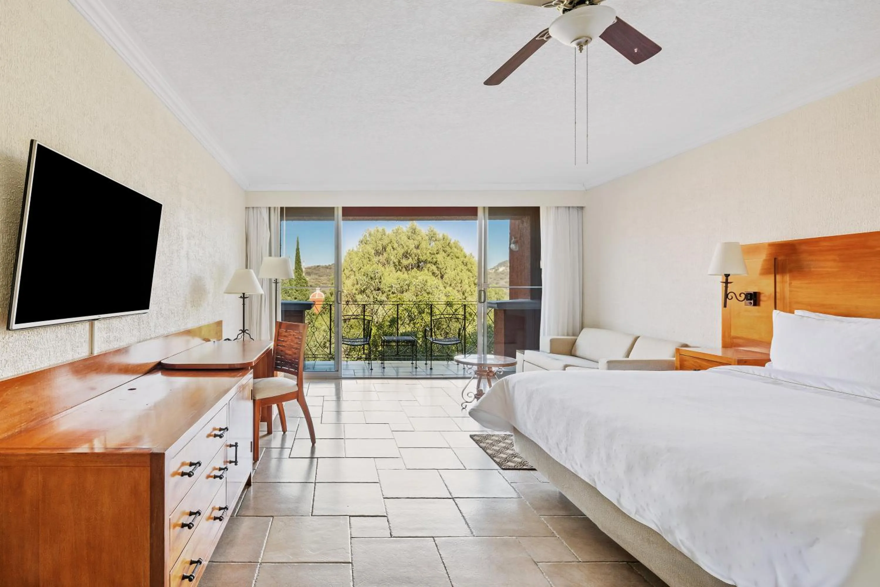 Mountain View, 1 King in Fiesta Americana Hacienda Ixtapan de La Sal