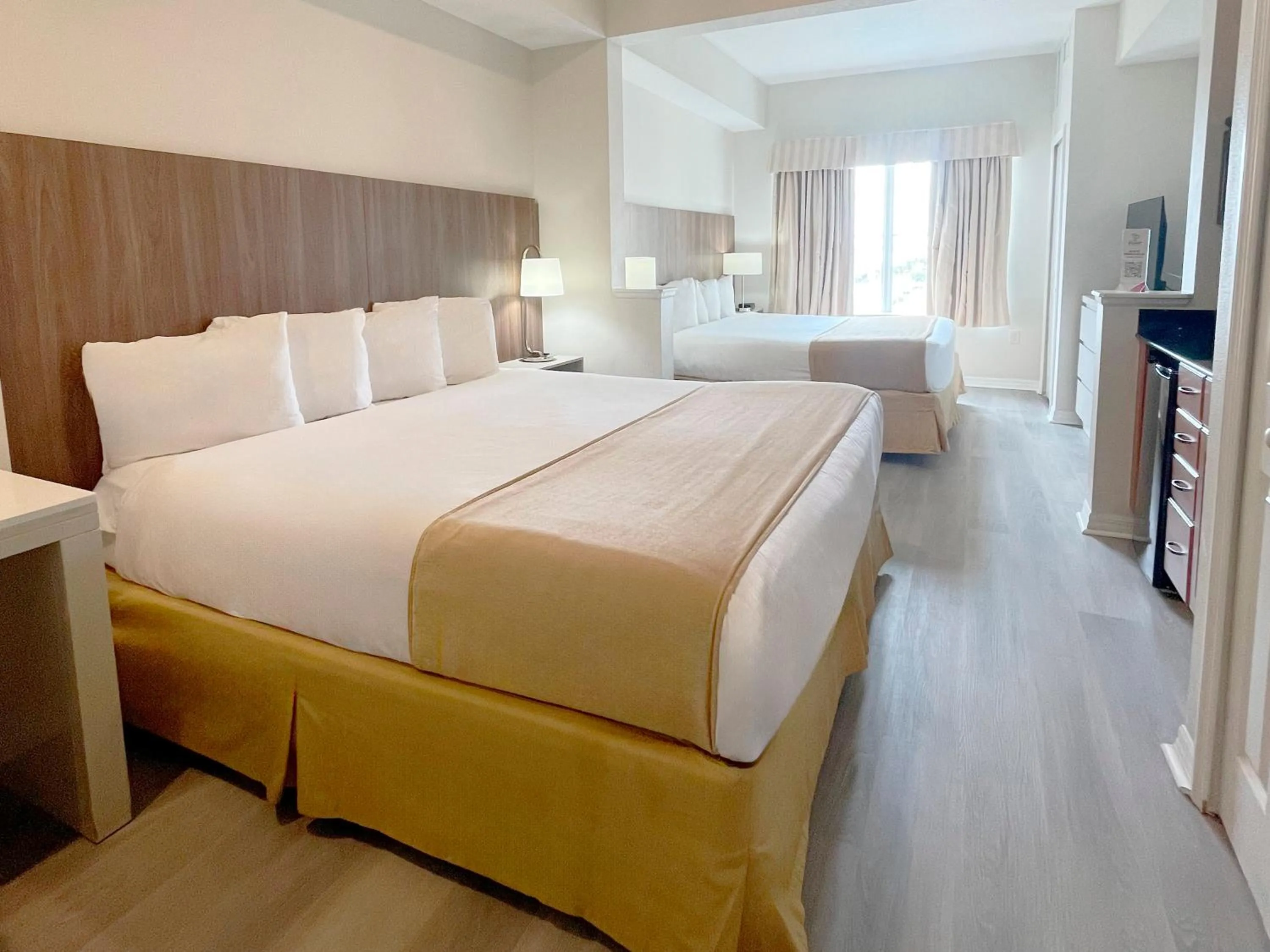 King Room with Two King Beds in The Point Hotel & Suites Universal