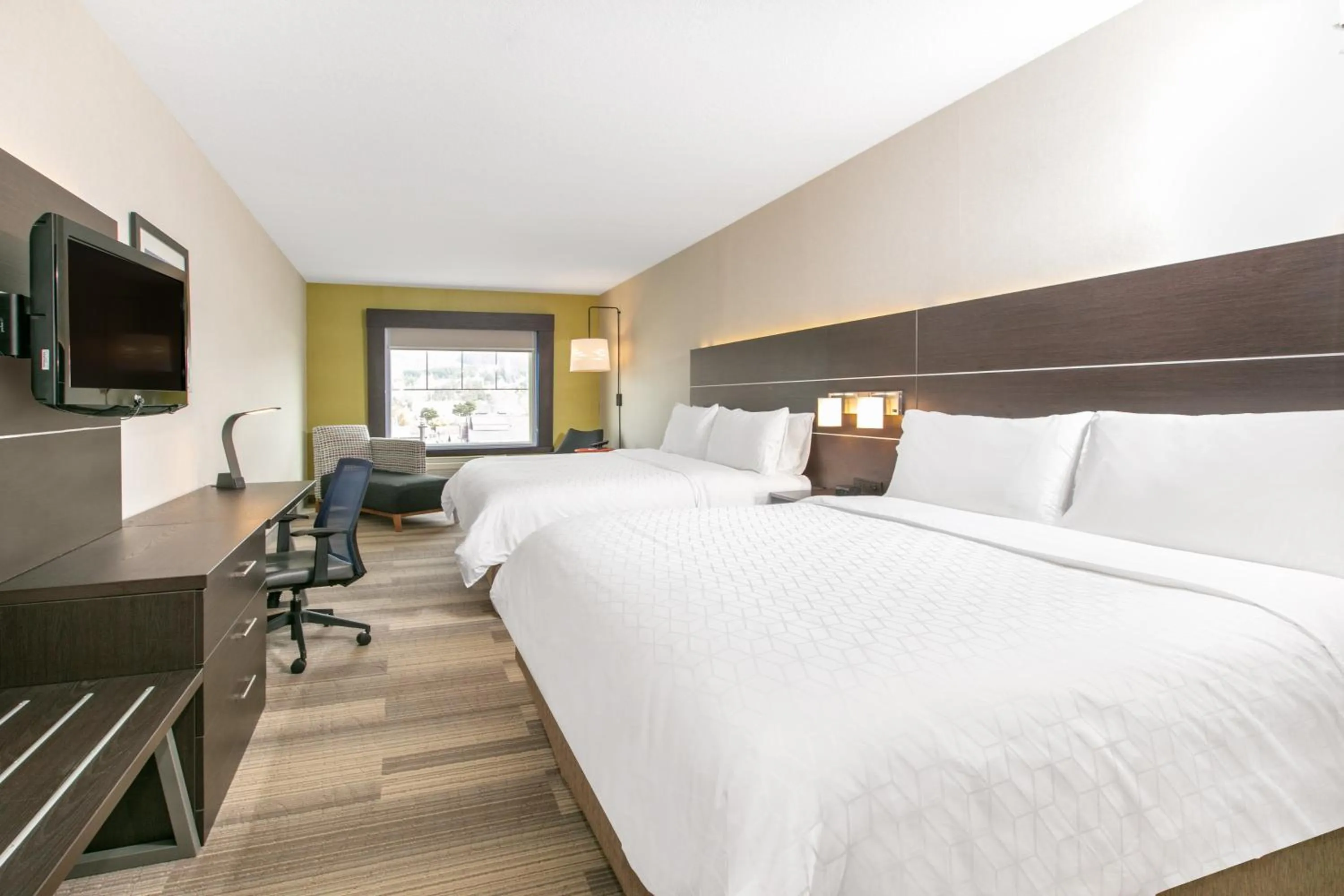 Deluxe Room with Two King Beds - Non-Smoking in Holiday Inn Express Hotel & Suites Seaside Convention Center by IHG