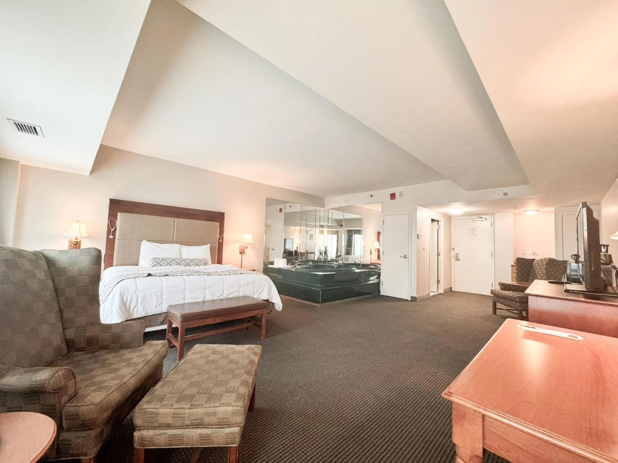 Executive Suite in Clayton Plaza Hotel & Extended Stay