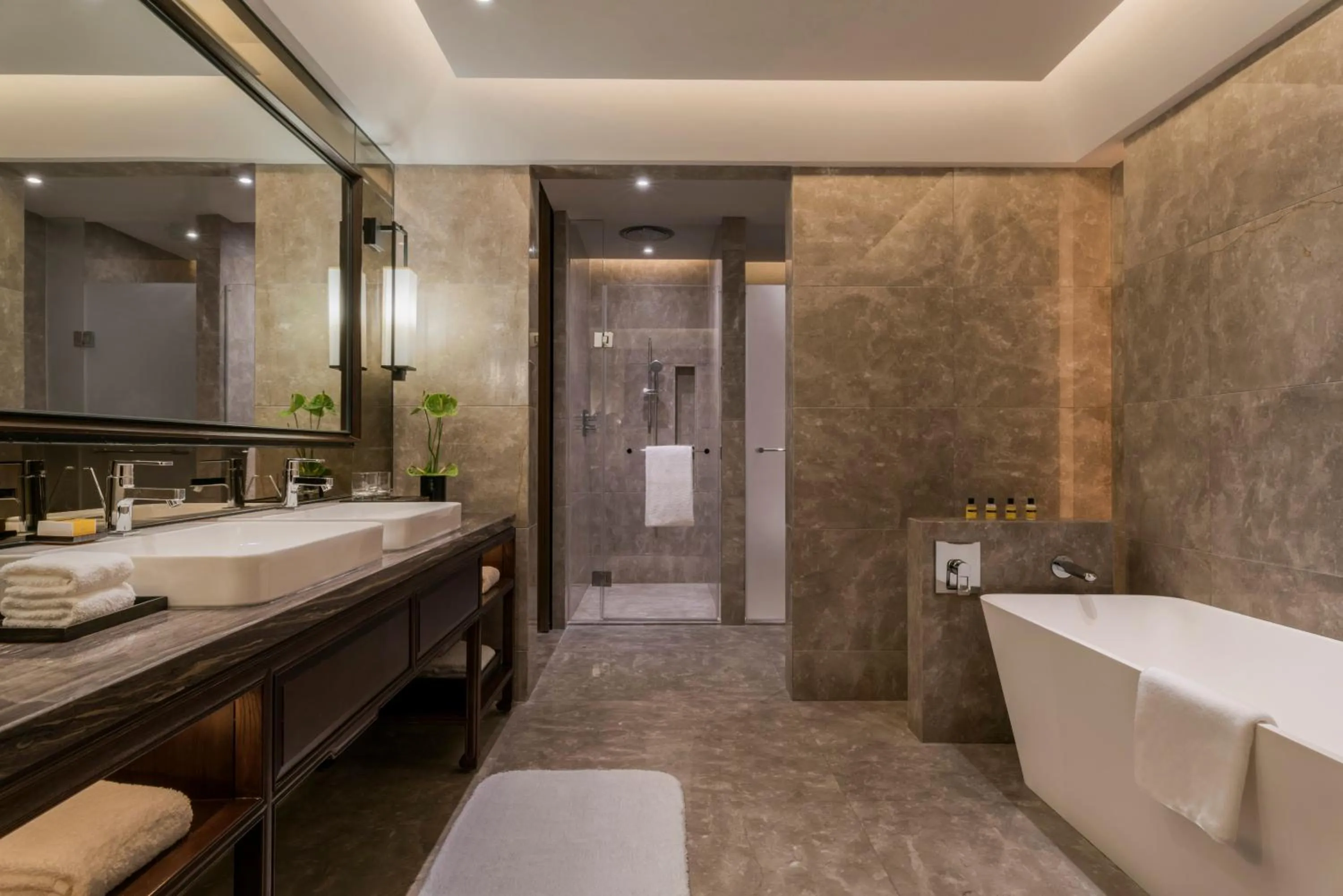 Twin Room with Lake View in Hyatt Regency Xi'an