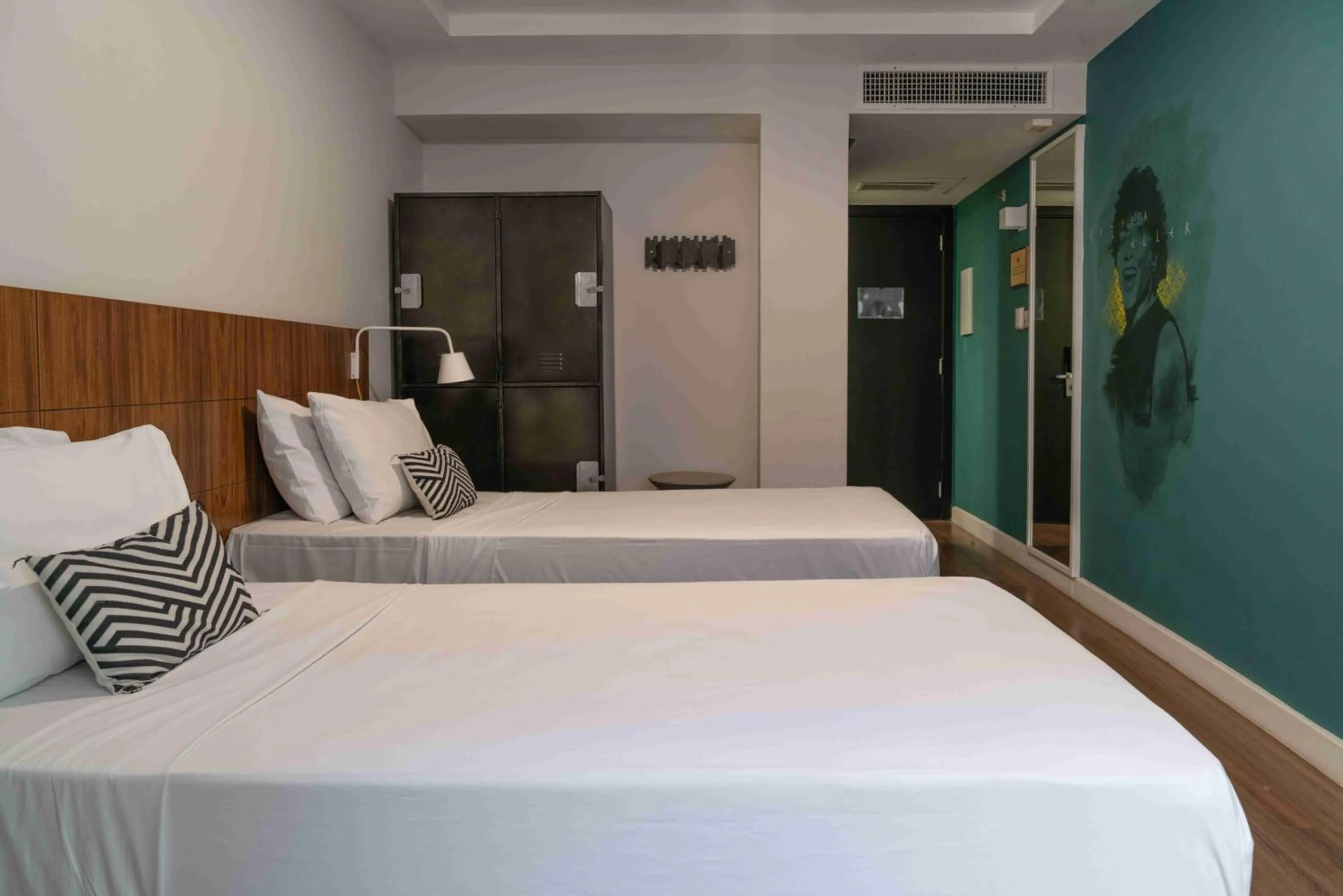 Quadruple Room with Private Bathroom in Selina Lapa Rio de Janeiro
