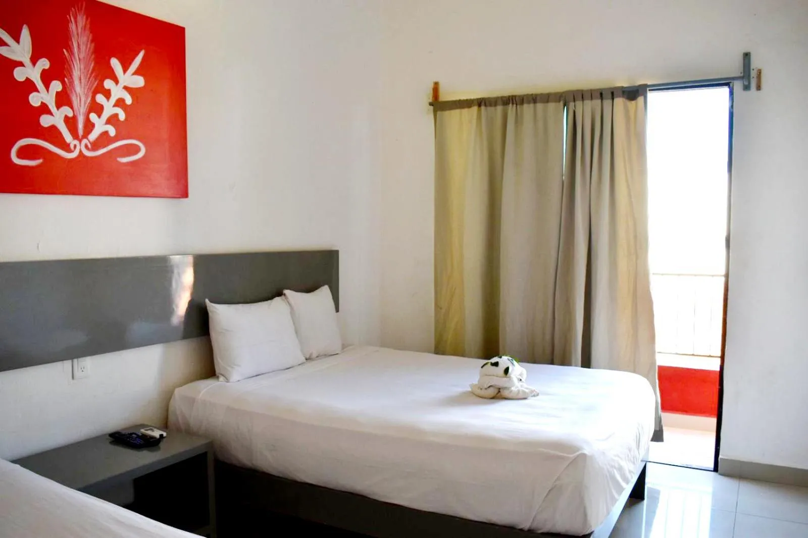 Standard Quadruple Room in Hotel Maya Turquesa