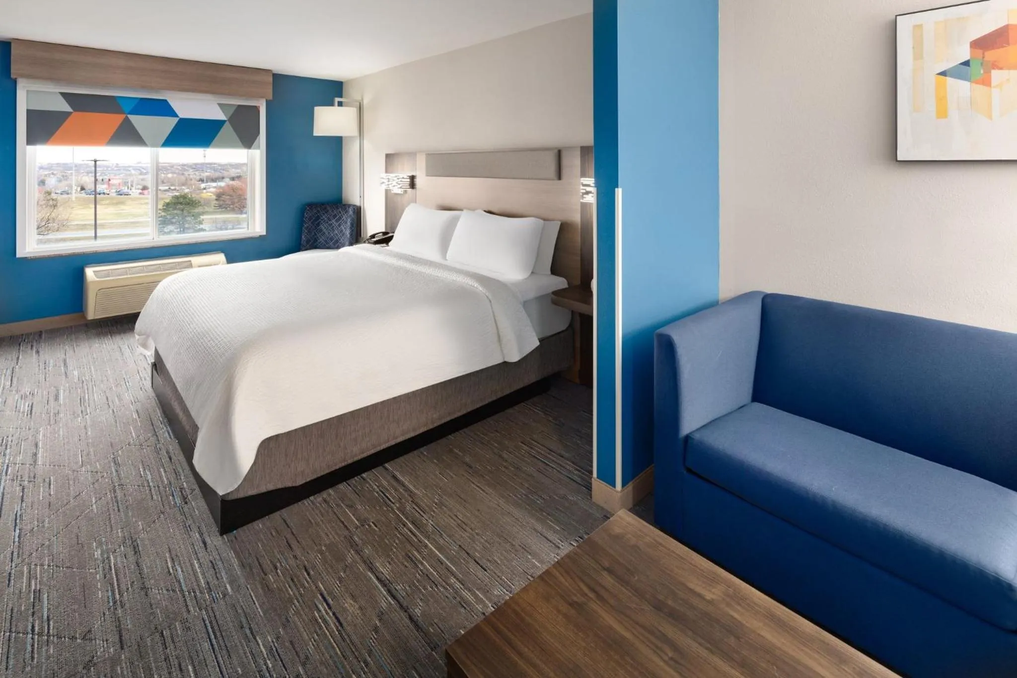 King Suite with Sofa Bed in Holiday Inn Express Hotel & Suites Cherry Hills by IHG
