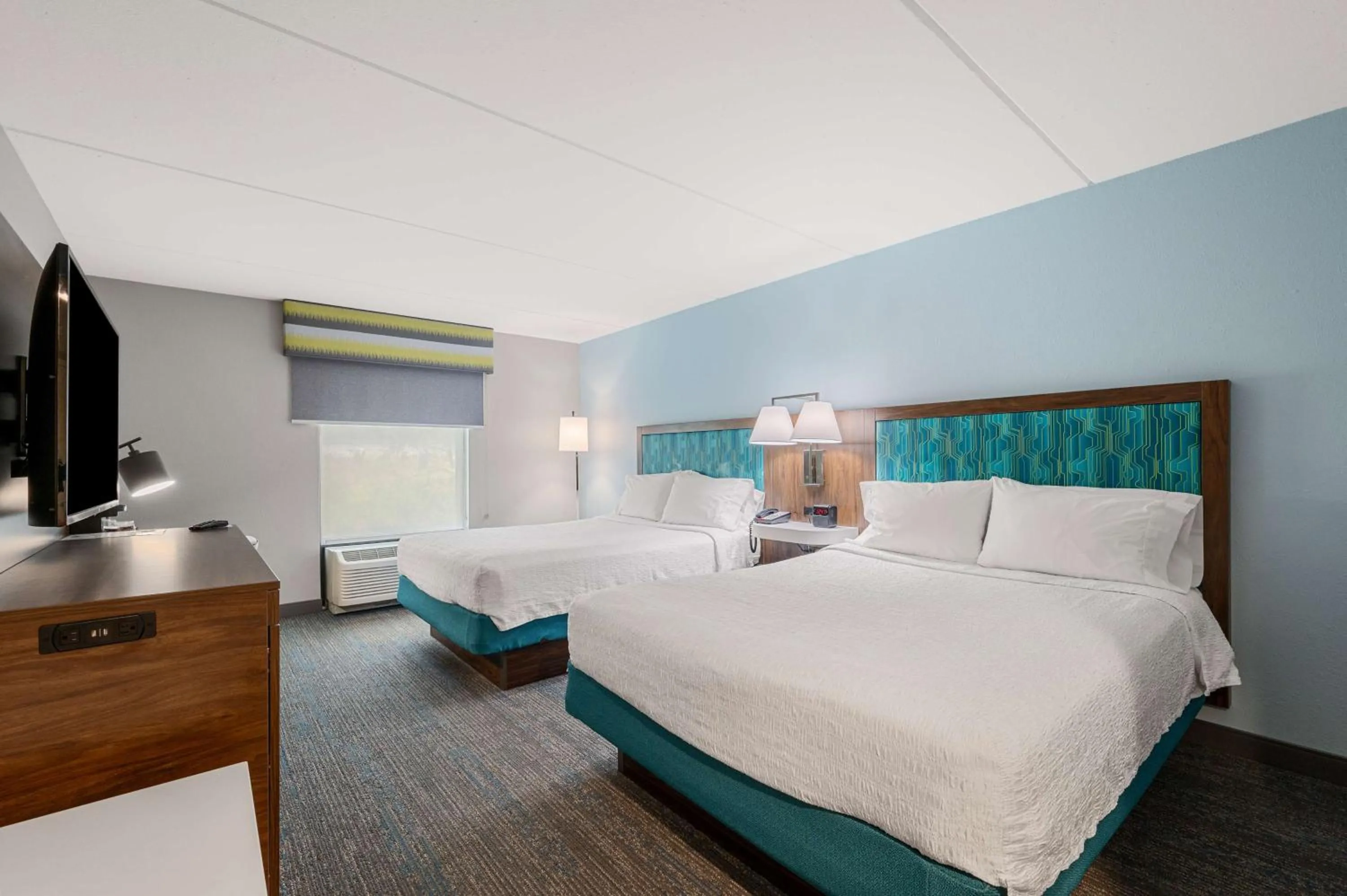 Room with Two Queen Beds - Non-Smoking in Hampton Inn Front Royal