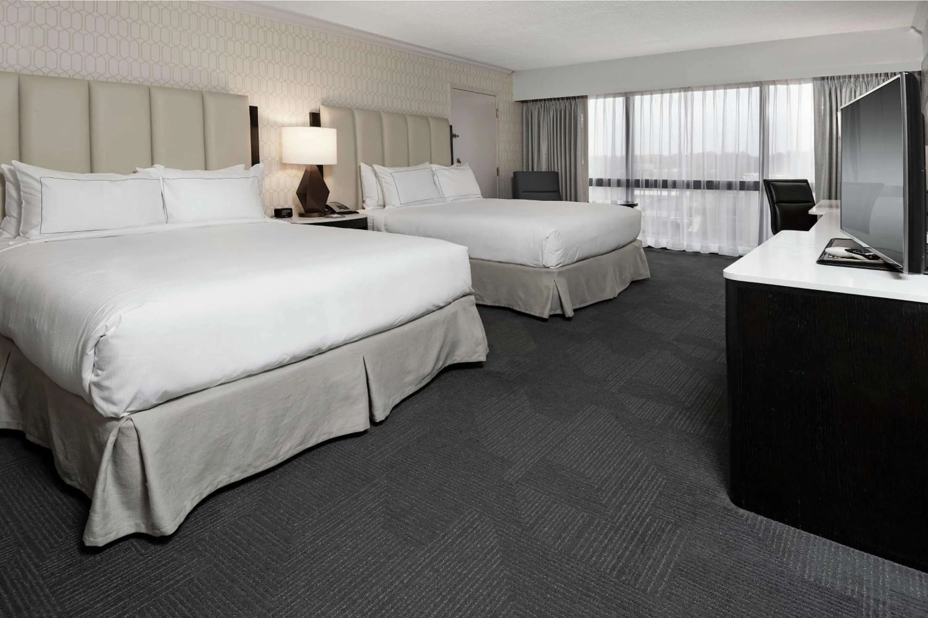 Standard Queen Room with Two Queen Beds in Hilton Greenville