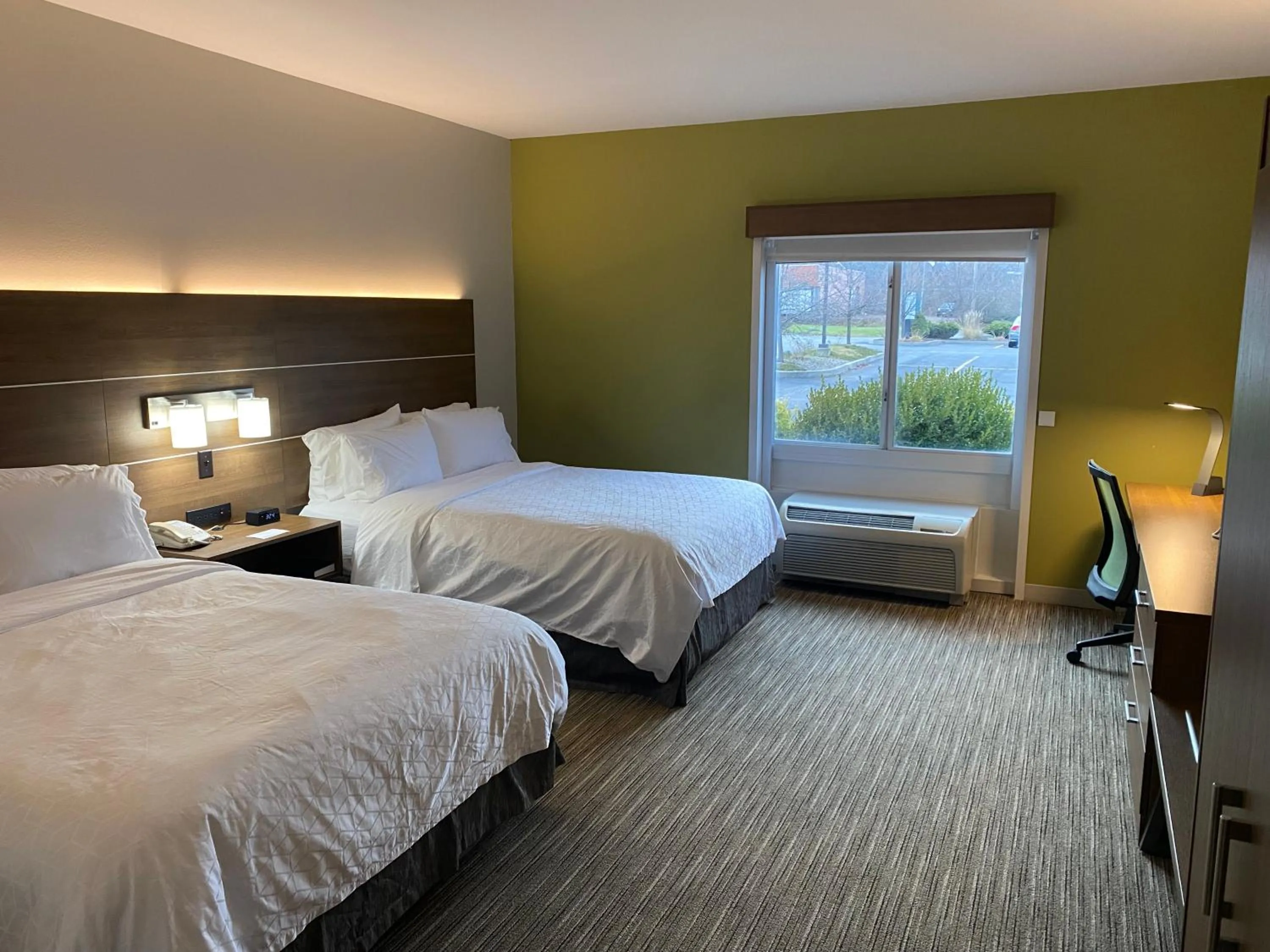 Queen Room with Two Queen Beds- Hearing Accessible Roll in Shower/Non-Smoking in Holiday Inn Express Hotel & Suites Binghamton University-Vestal by IHG