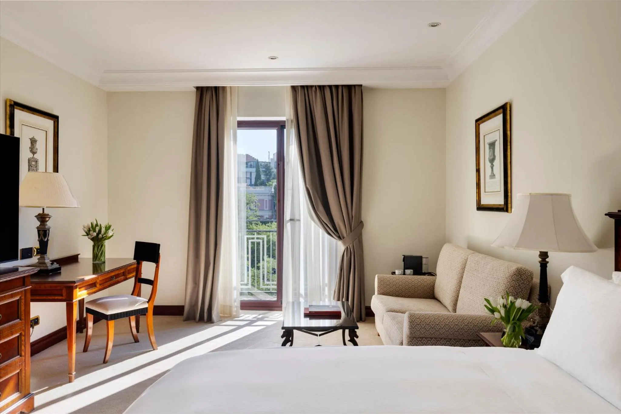 Junior King Suite with Castellana View - Club Lounge Access in InterContinental Madrid by IHG