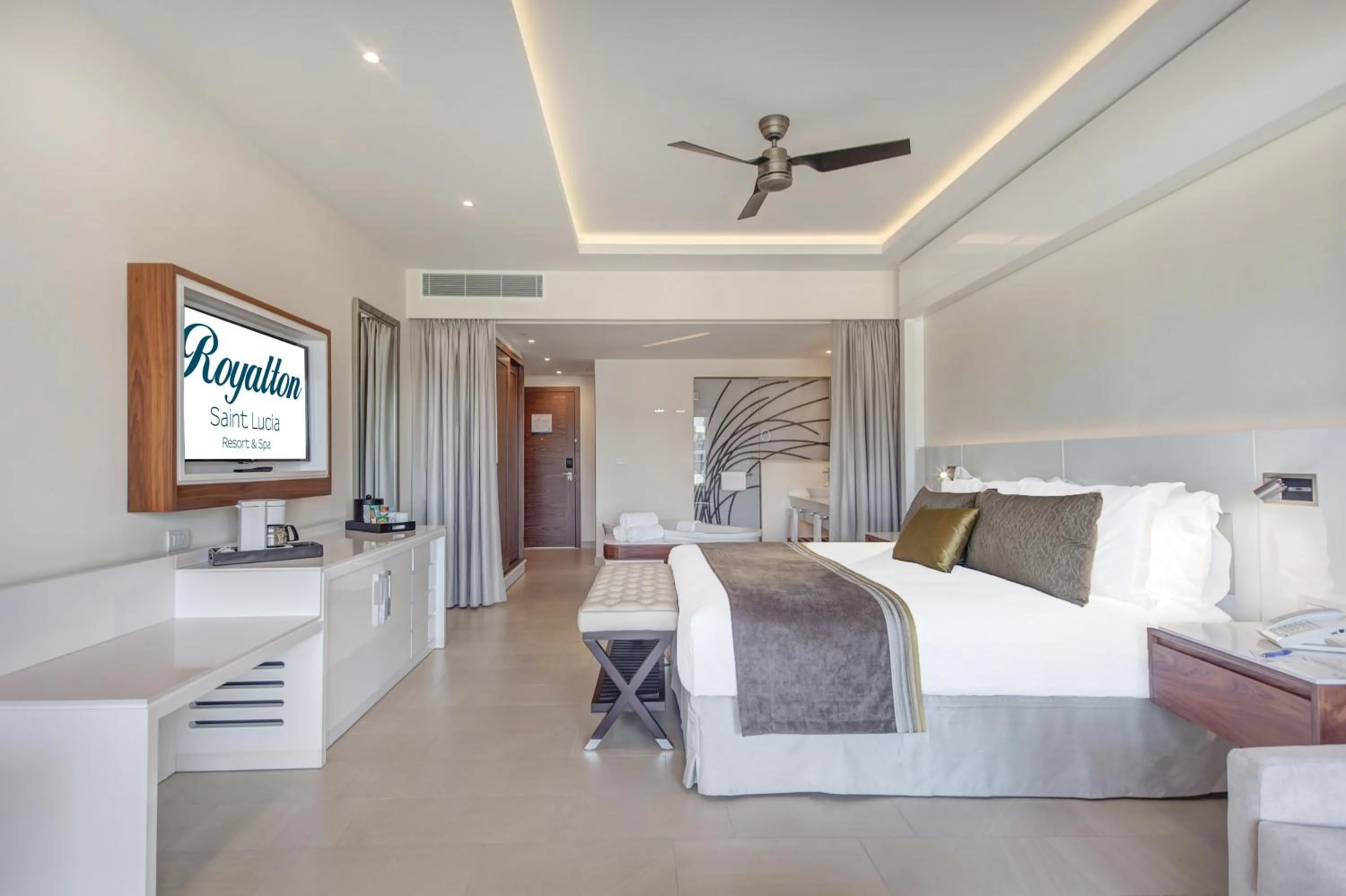 Luxury Junior Suite Diamond Club - single occupancy in Royalton Hideaway Saint Lucia, An Autograph Collection All-Inclusive Resort - Adults Only