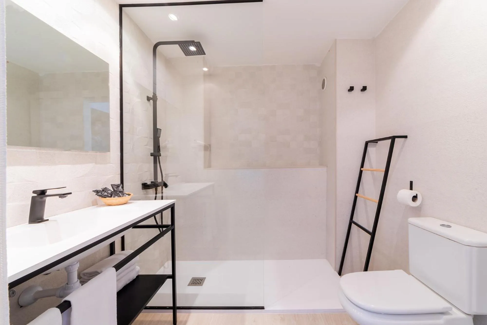 Standard Room - single occupancy in Palas Pineda