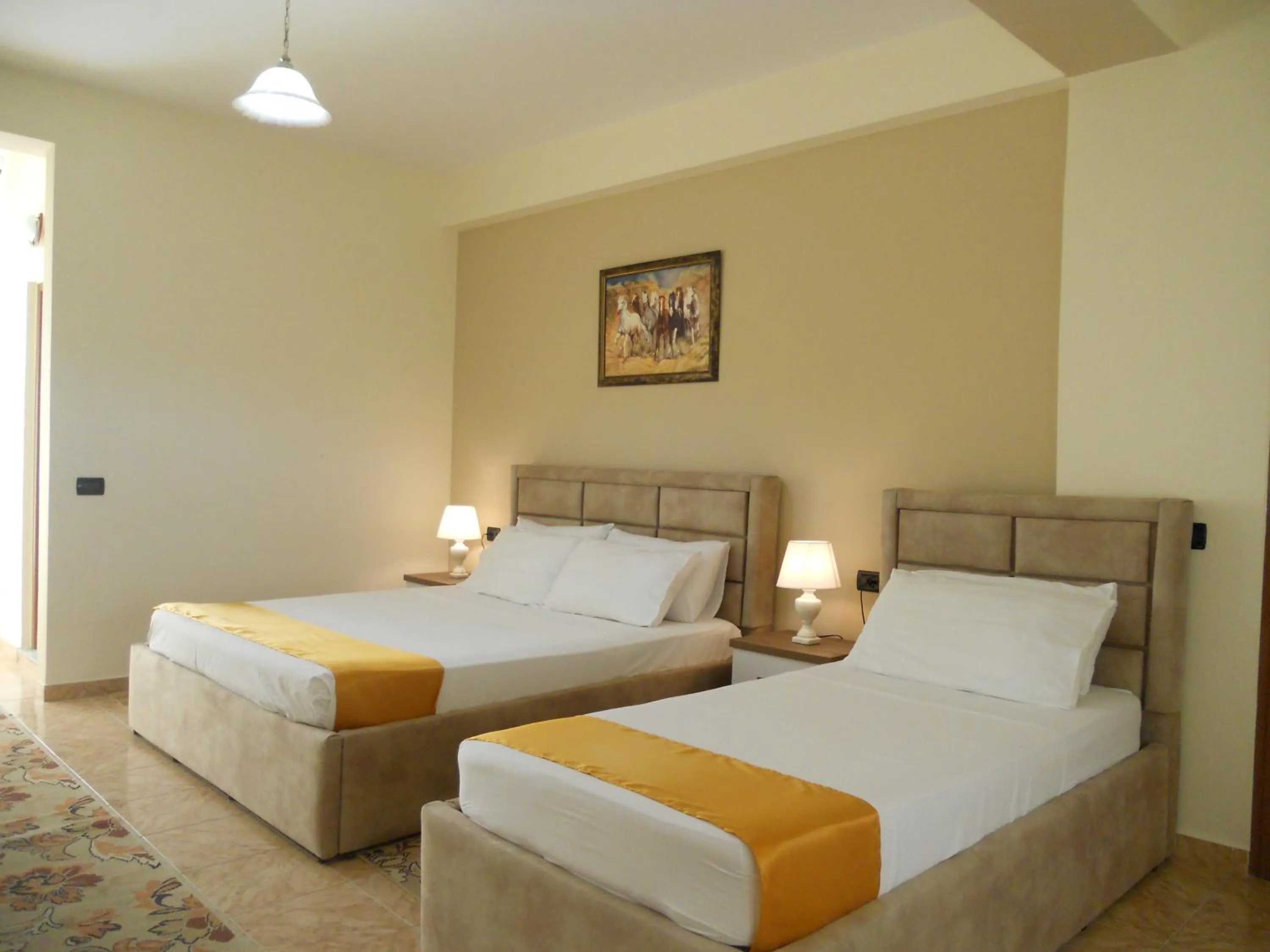 Triple Room in Onorato Hotel