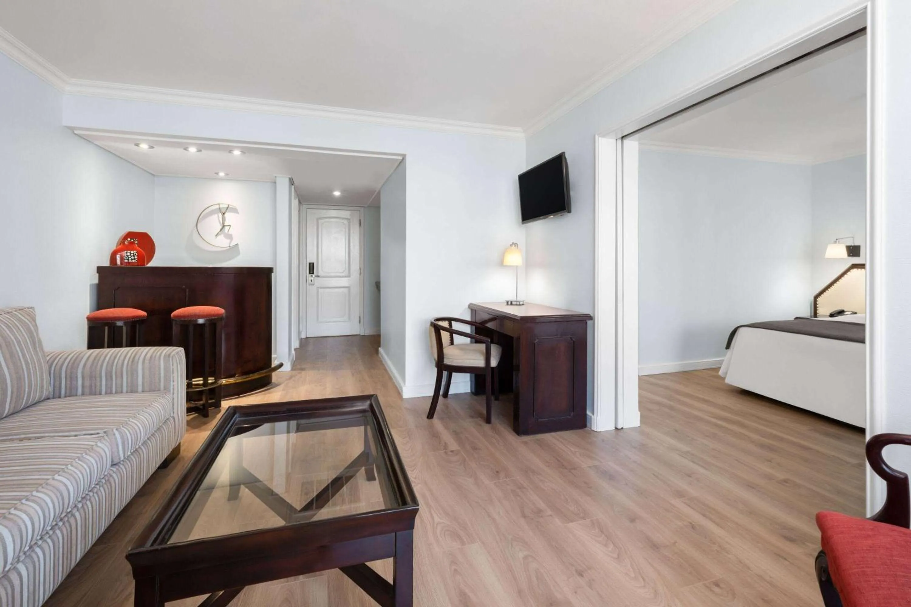 King Suite, Non-Smoking in Wyndham Garden Santiago Kennedy