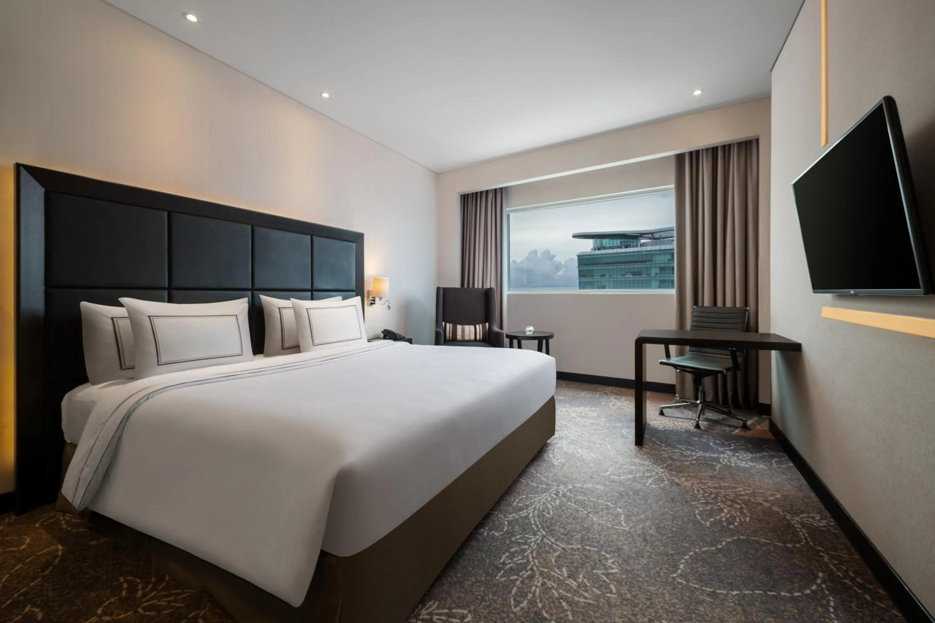 The Level Room in Melia Makassar
