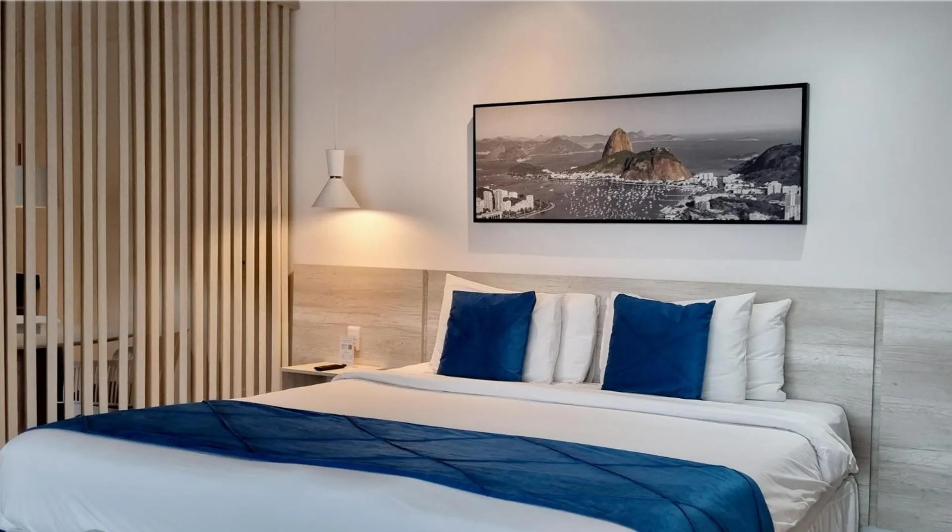 Deluxe King Suite in Wyndham Rio Barra