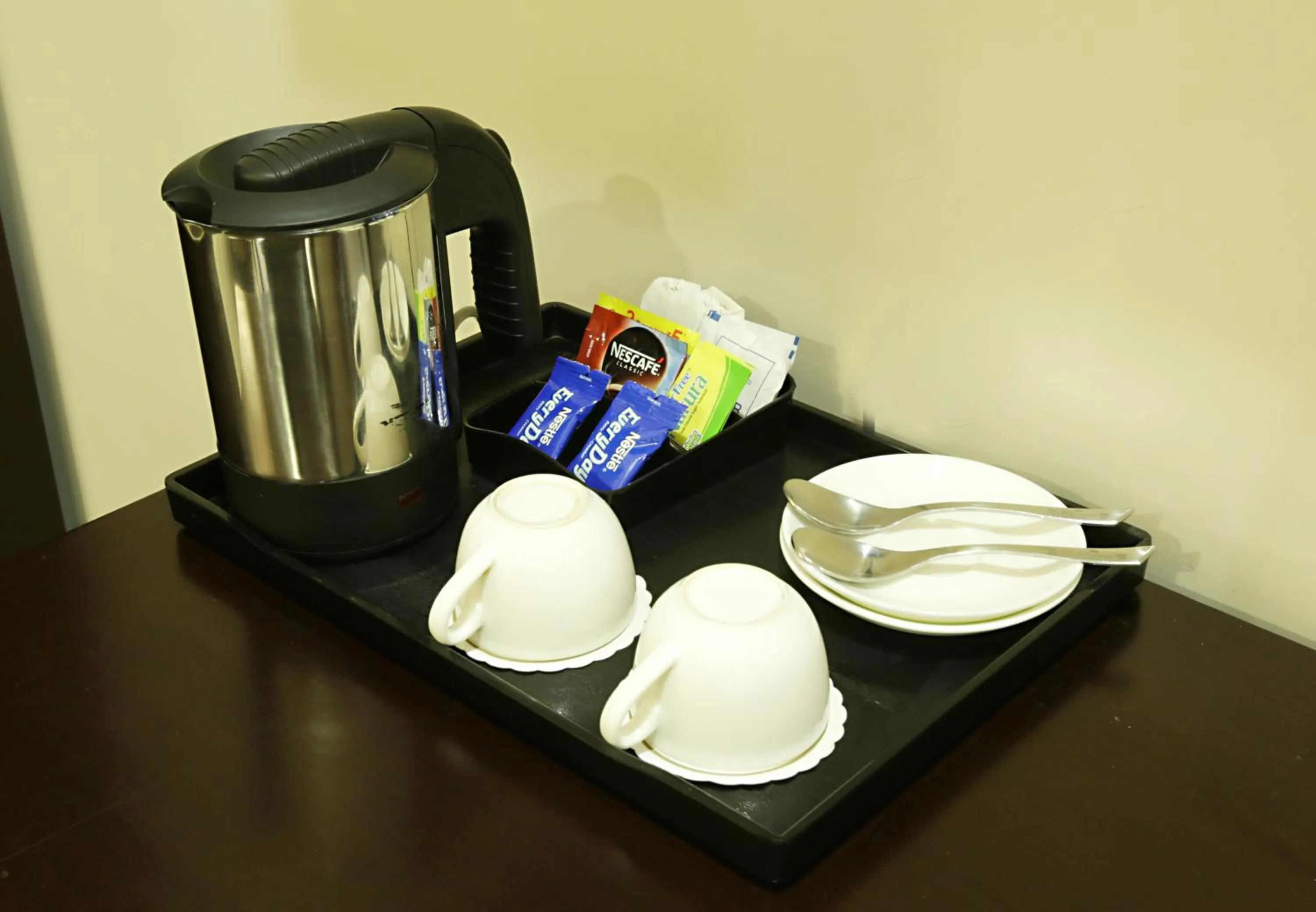 Large Double Room - single occupancy in Hotel D Courtyard