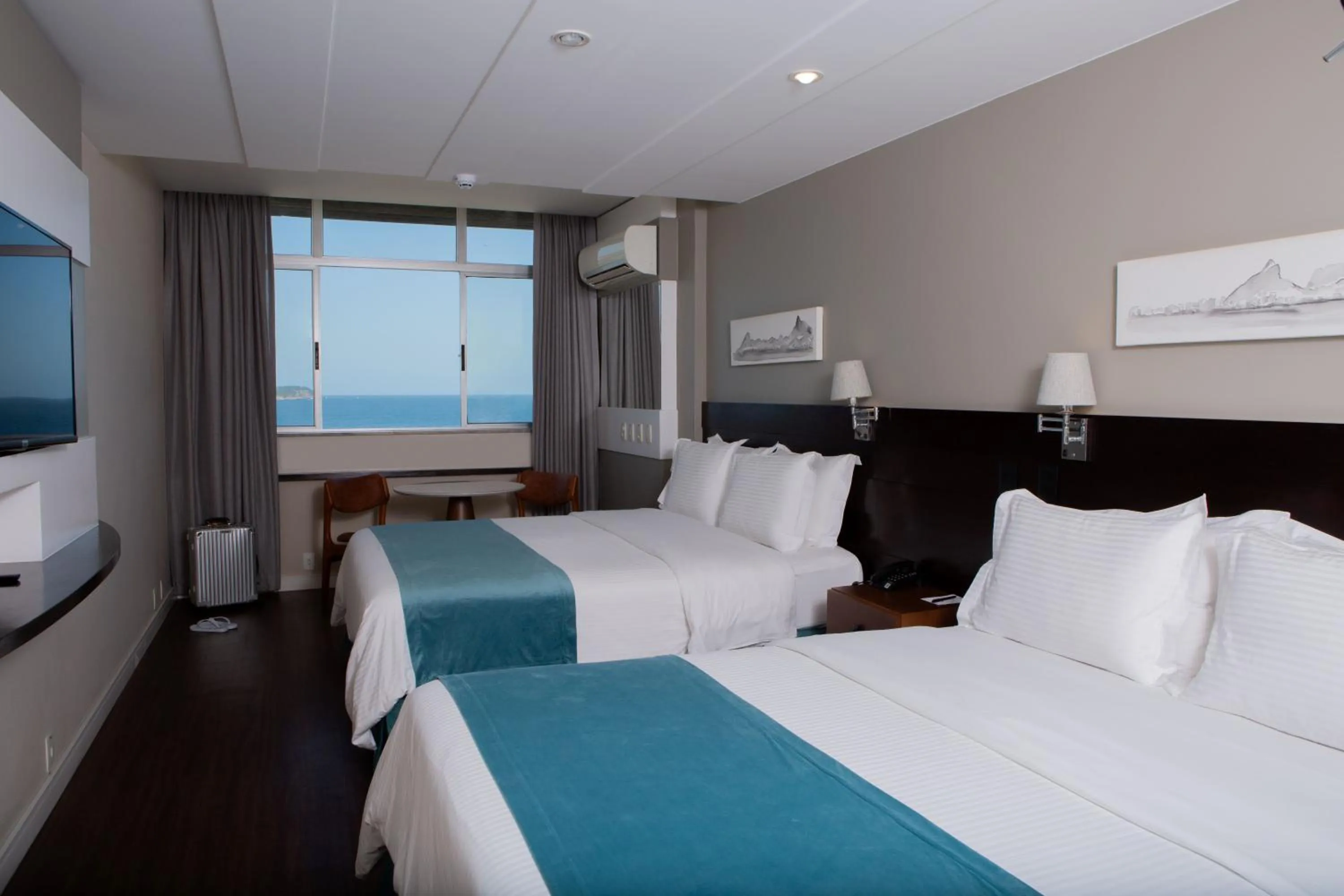 Family Room with Sea View in Sol Ipanema Hotel