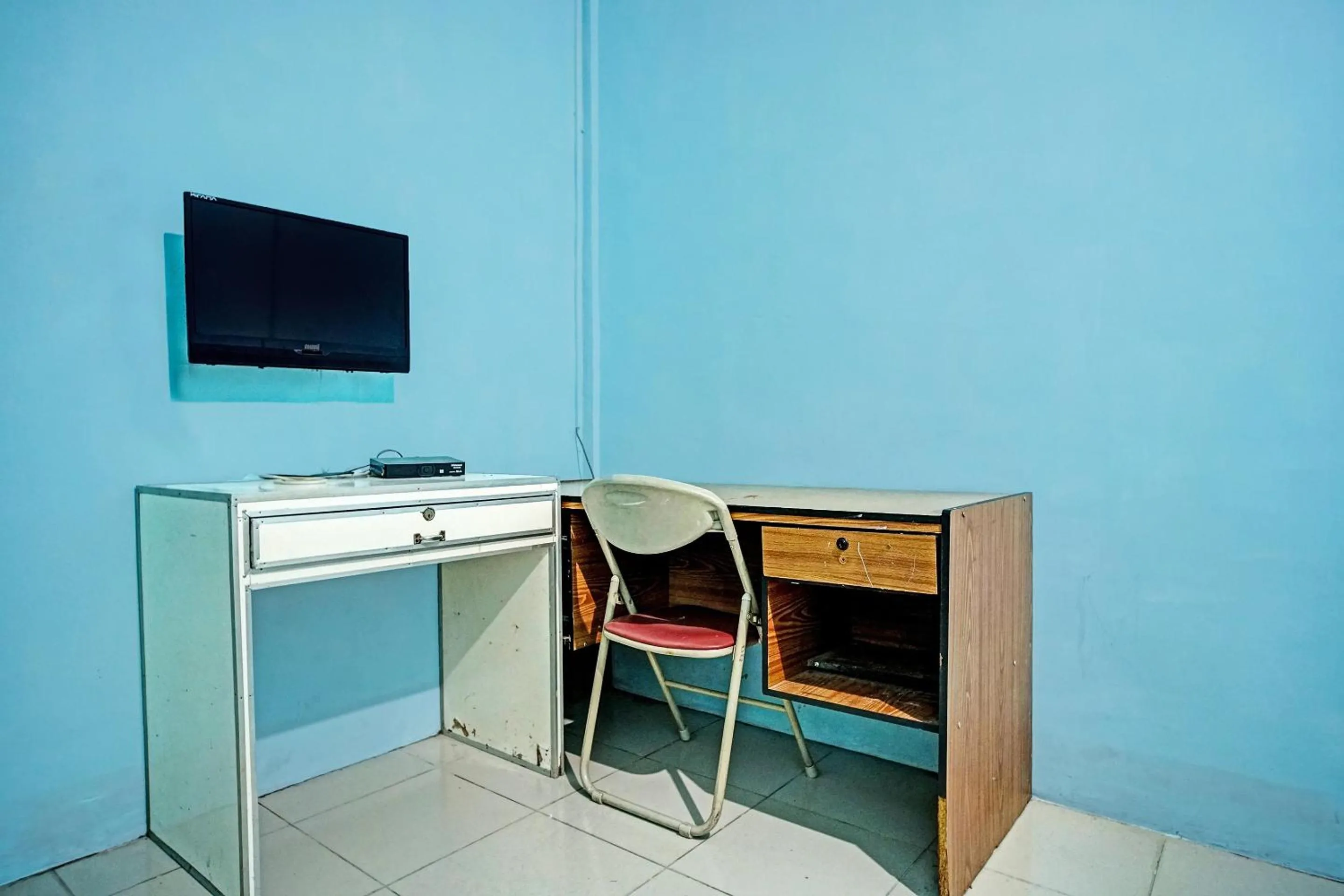 Budget Double Room in Hotel O Adela