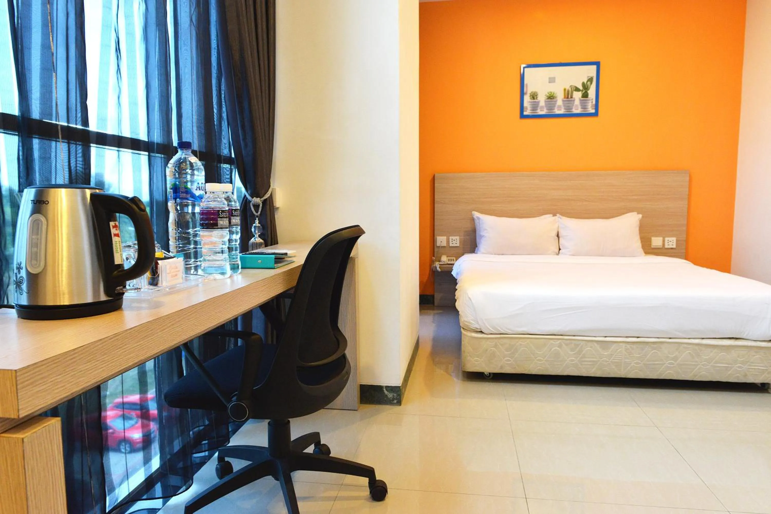 Large Double Room in Fresh One Hotel