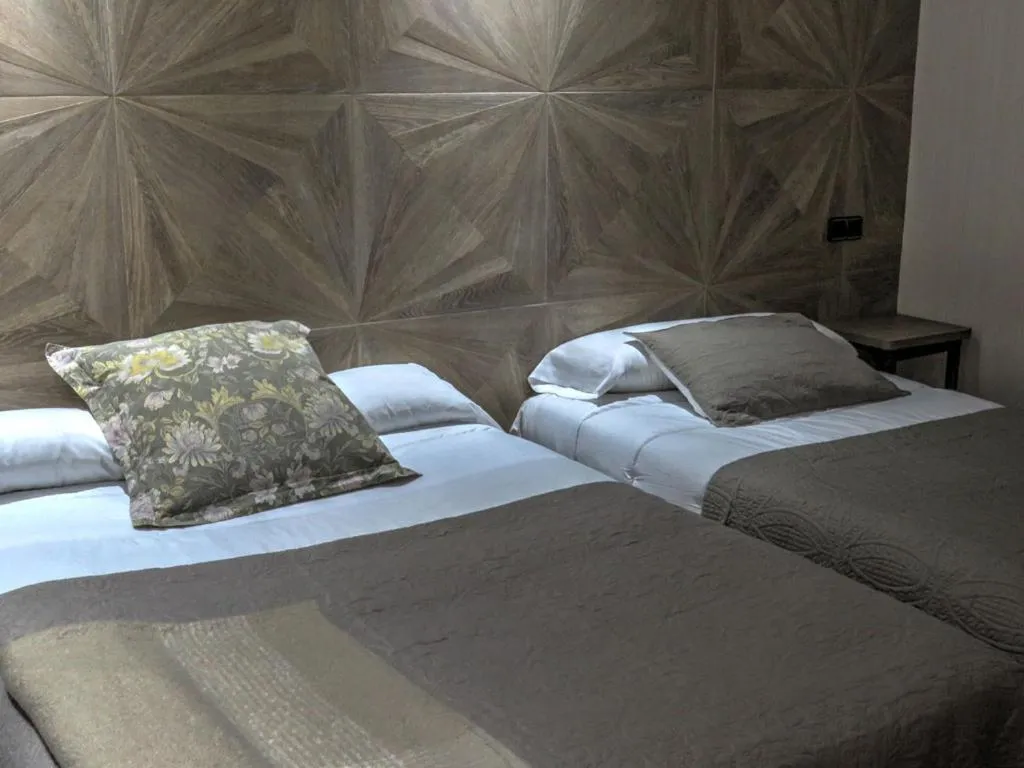 Deluxe Room (2 Adults + 1 Child) in Hotel Ciudad de Fuenlabrada