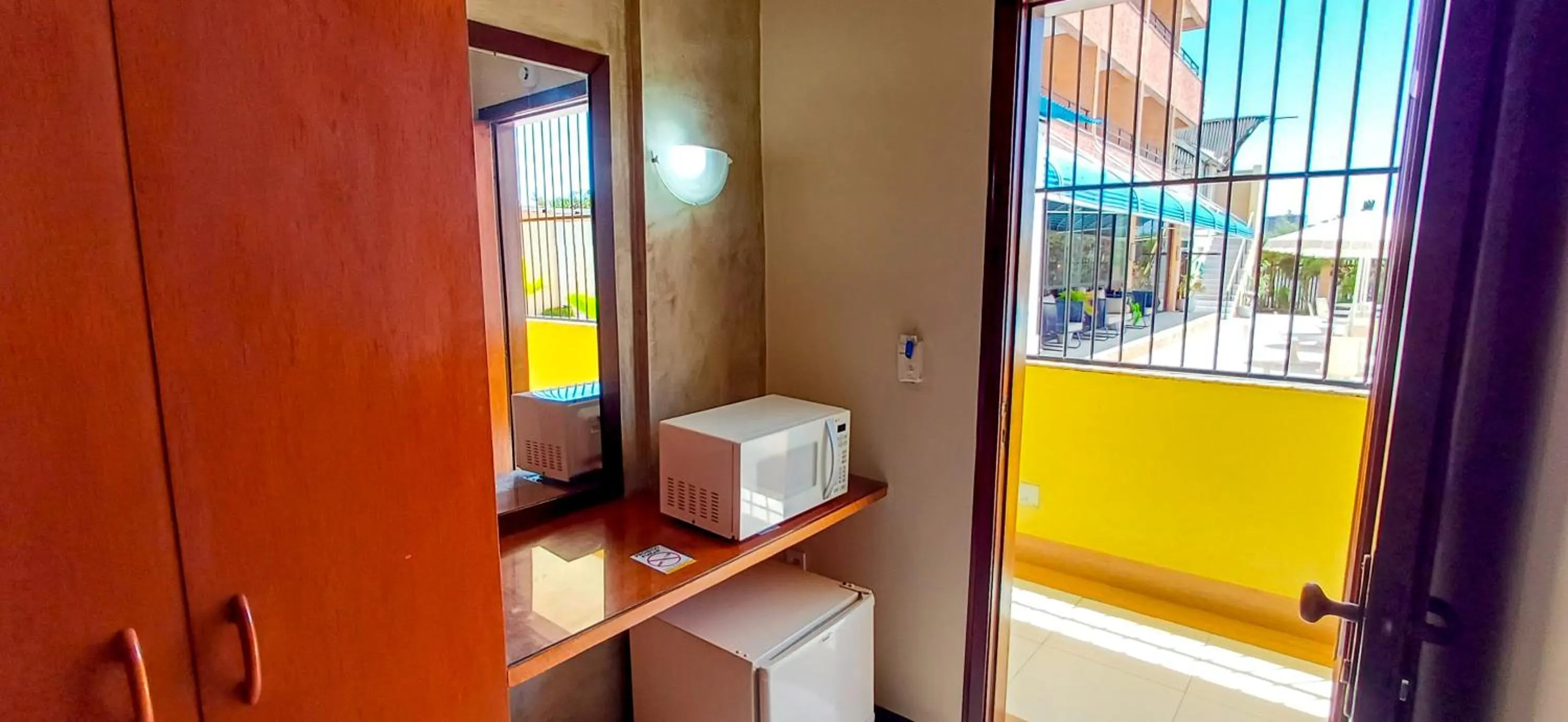 Standard Single Room in Golden Beach Hotel