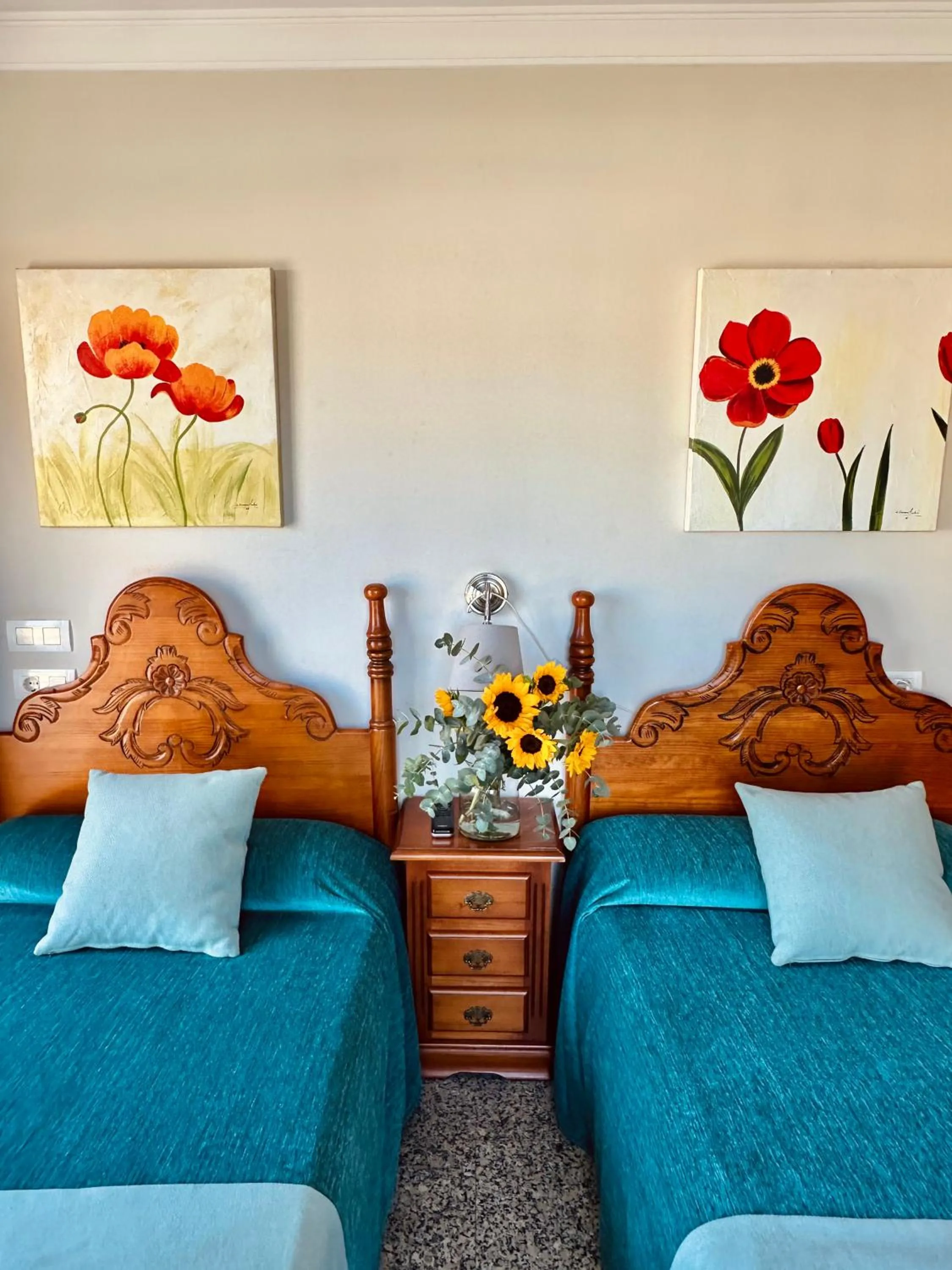 Twin Room in Hotel Reyesol