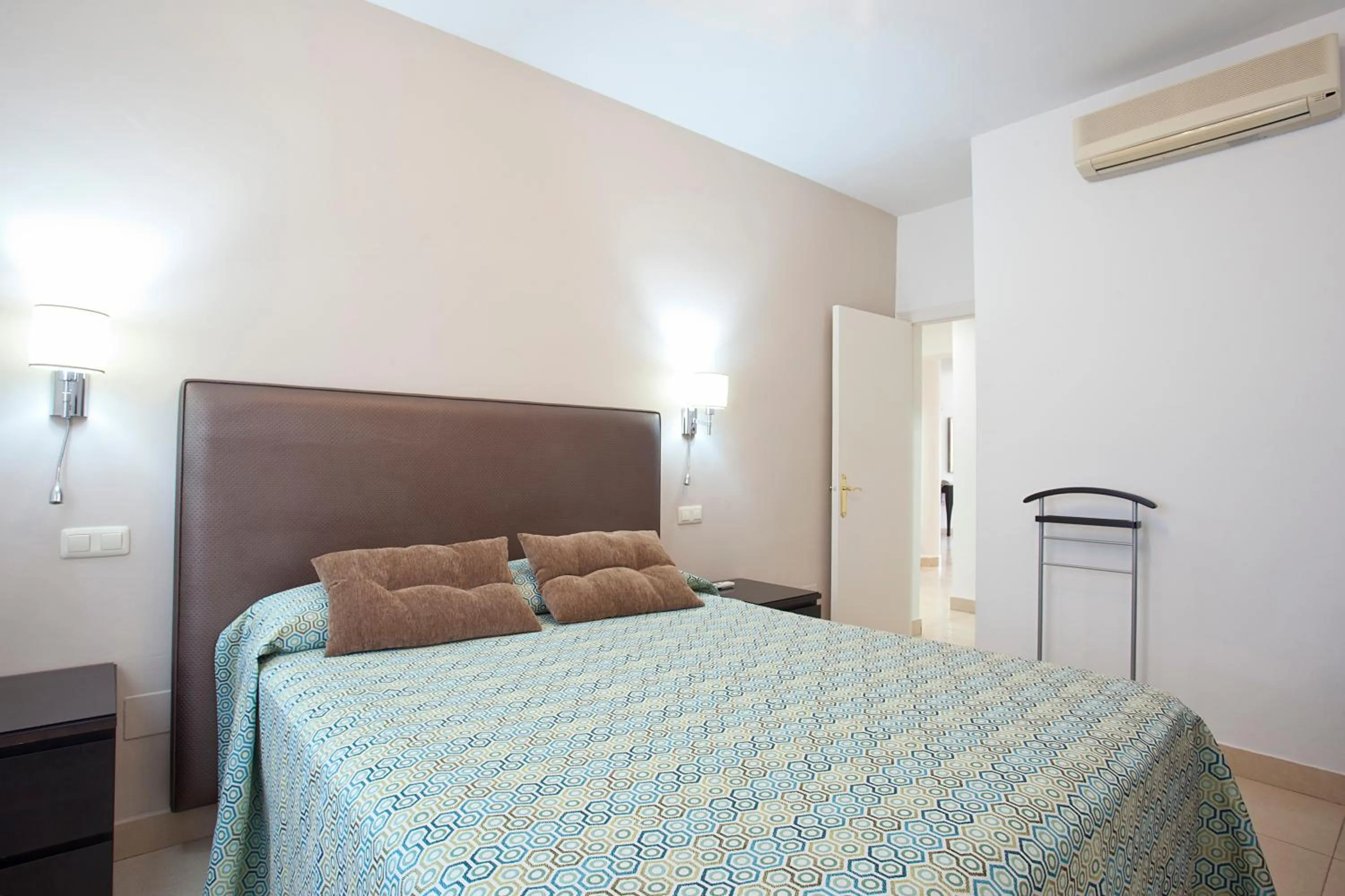 Two-Bedroom Apartment in Apartamentos Ecuador Park