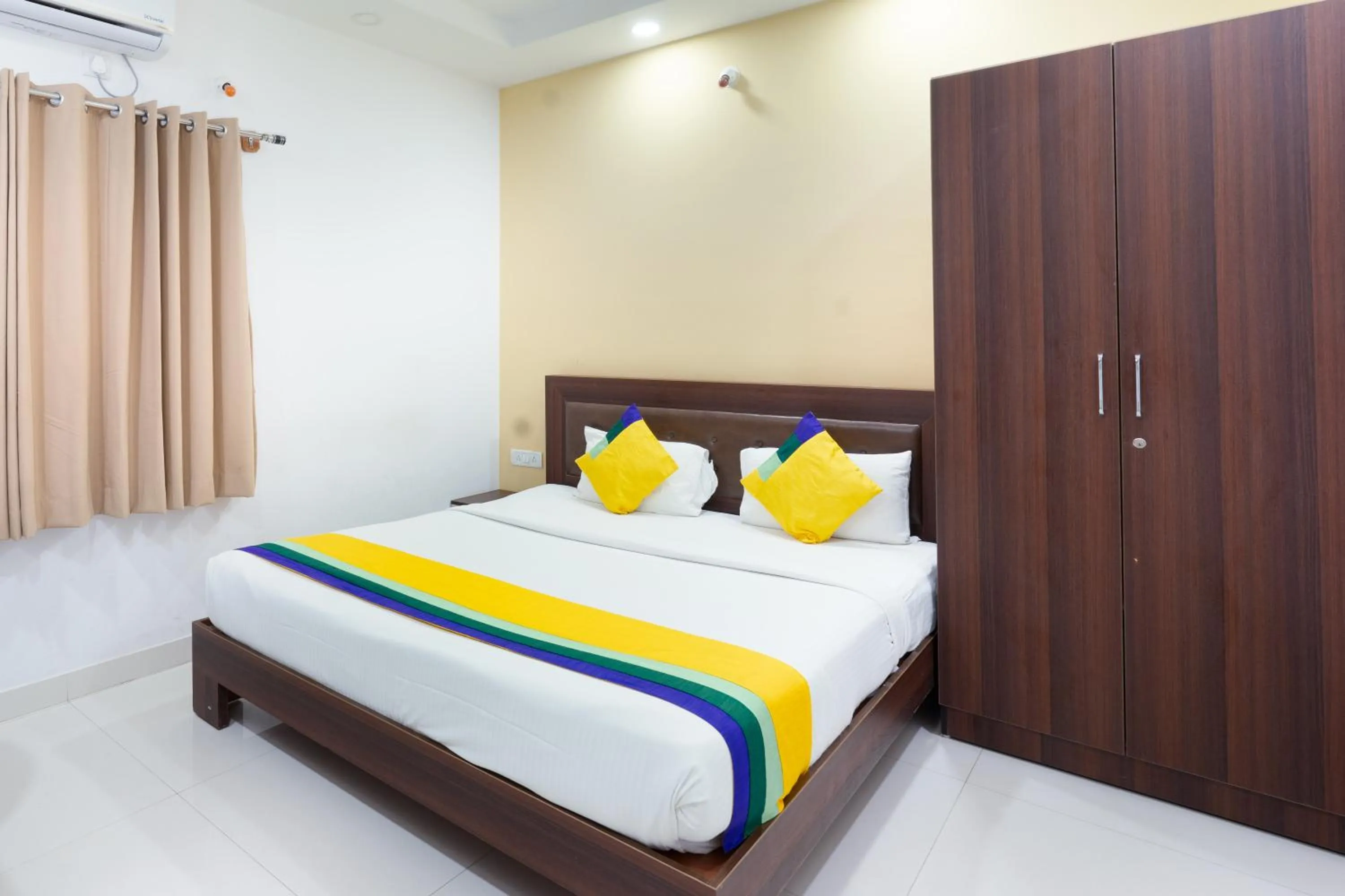 Standard Room - single occupancy in Itsy Hotels Worldtree ITPL