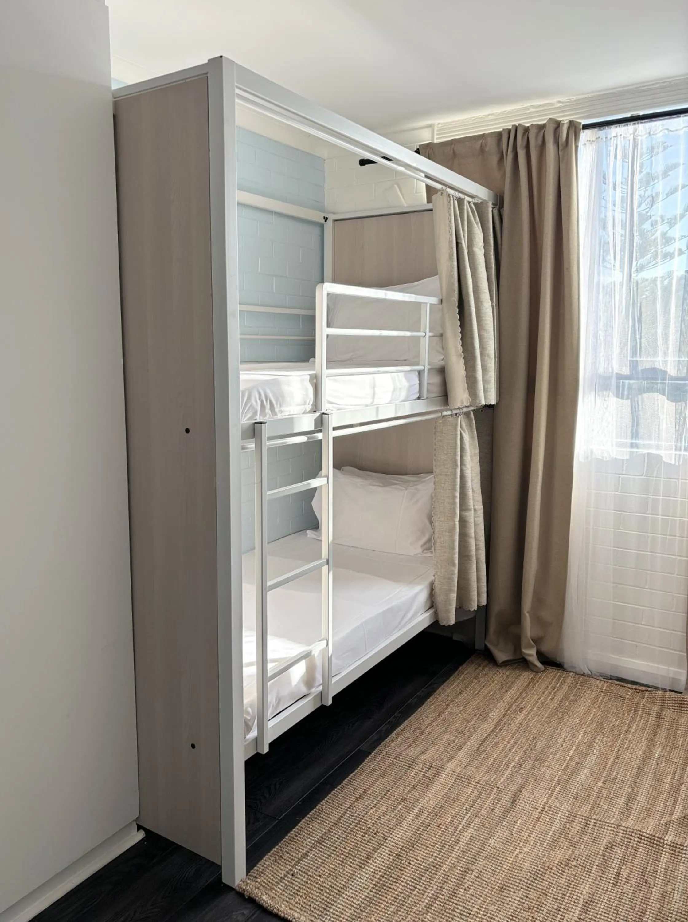 Bed in 8-Bed Female Dormitory Room (18-35 years old only) in Little Coogee Hotel