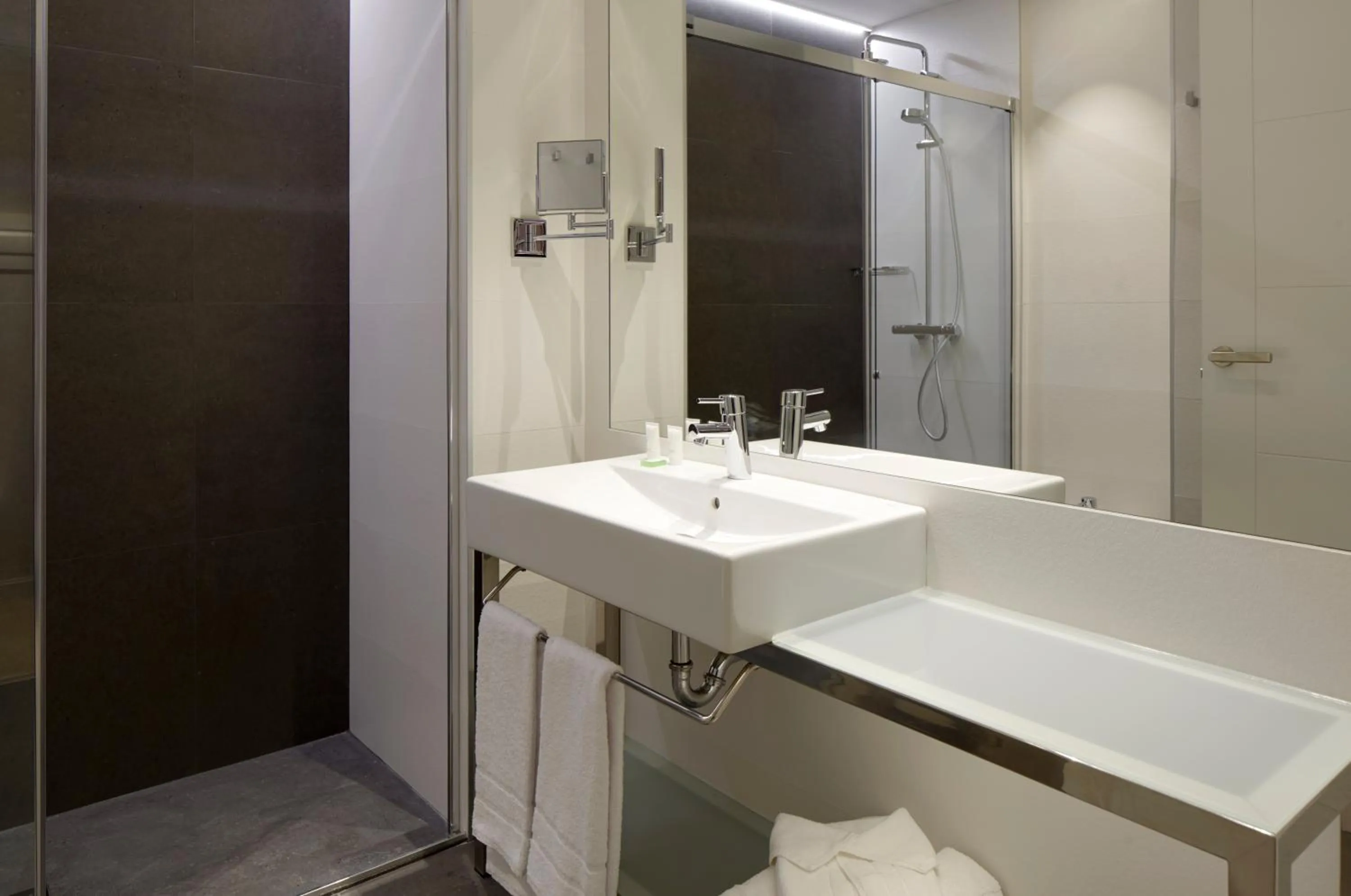 Deluxe Double or Twin Room in HOTEL ARRiZUL CONGRESS