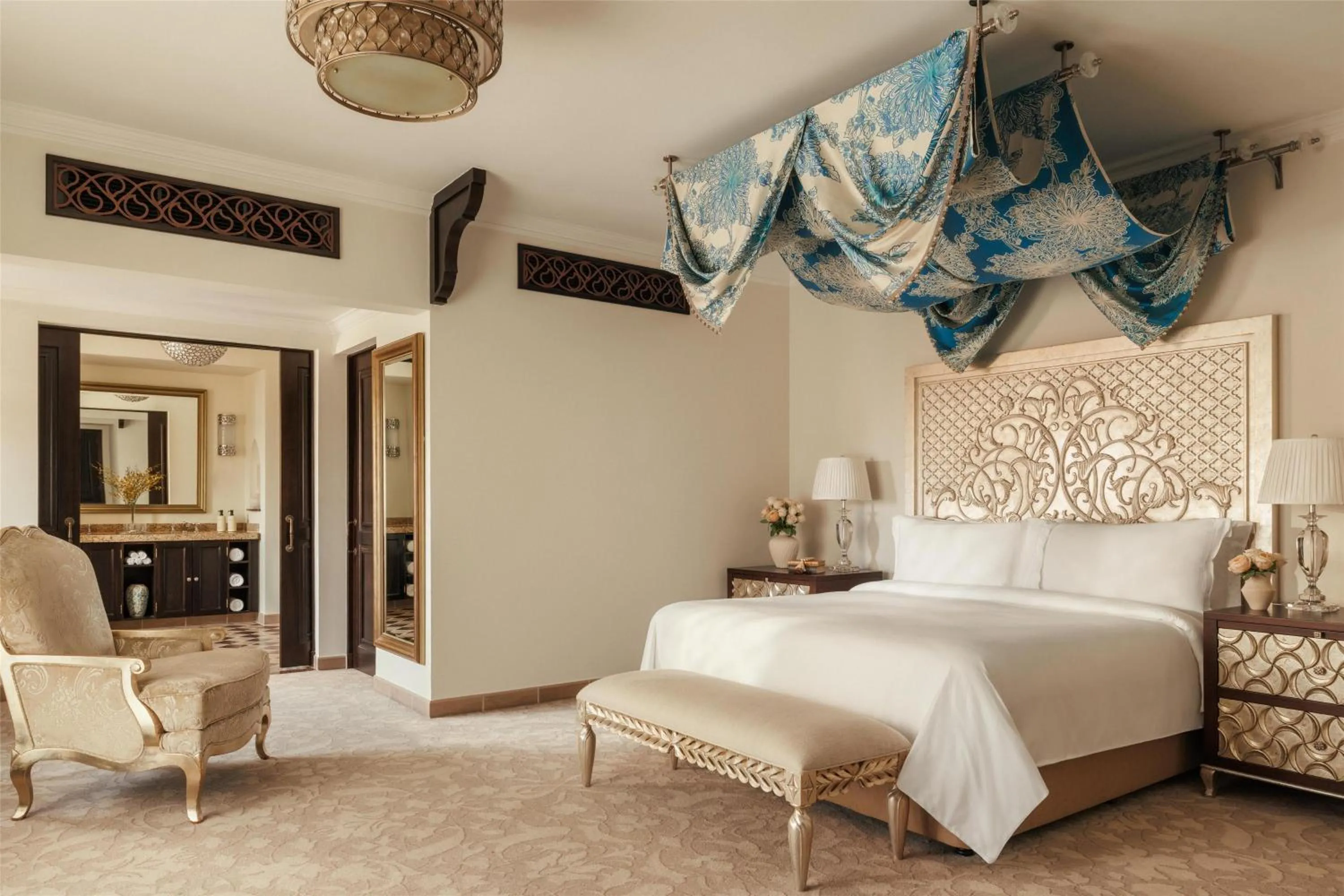 Arabian Court Prince Suite - includes DRIFT Beach Club Access, Host Service, Waterpark Access in One&Only Royal Mirage Resort Dubai