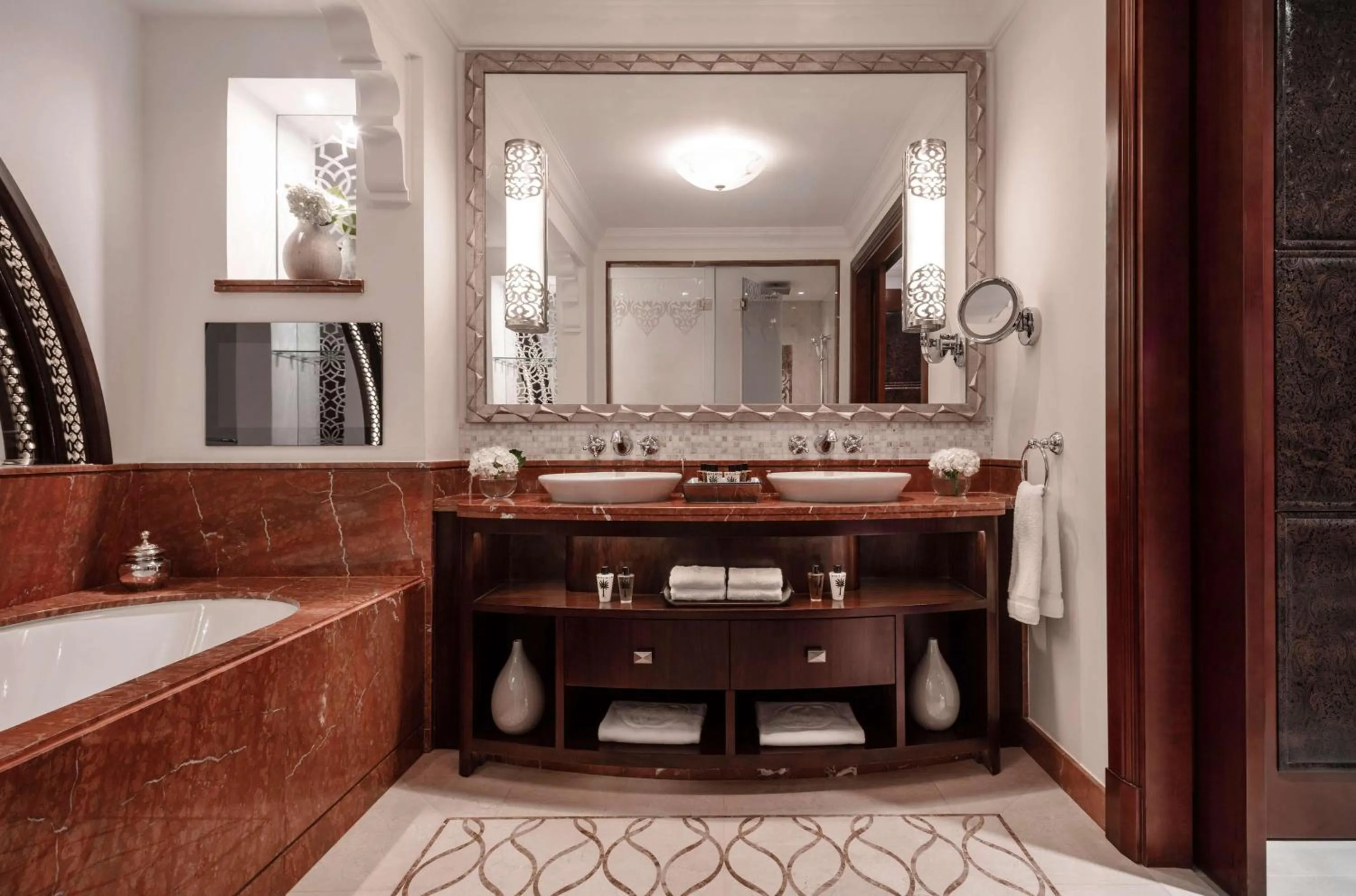 Palace Superior Twin Room - includes Waterpark Access in One&Only Royal Mirage Resort Dubai