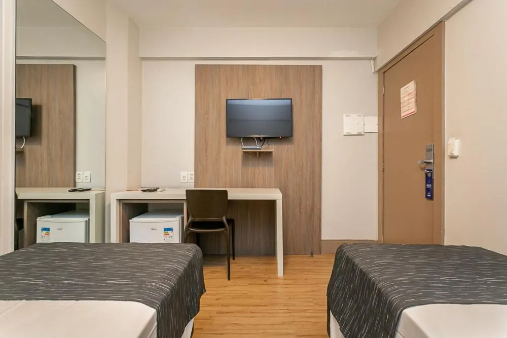 Standard Twin Room in Valerim Florianópolis