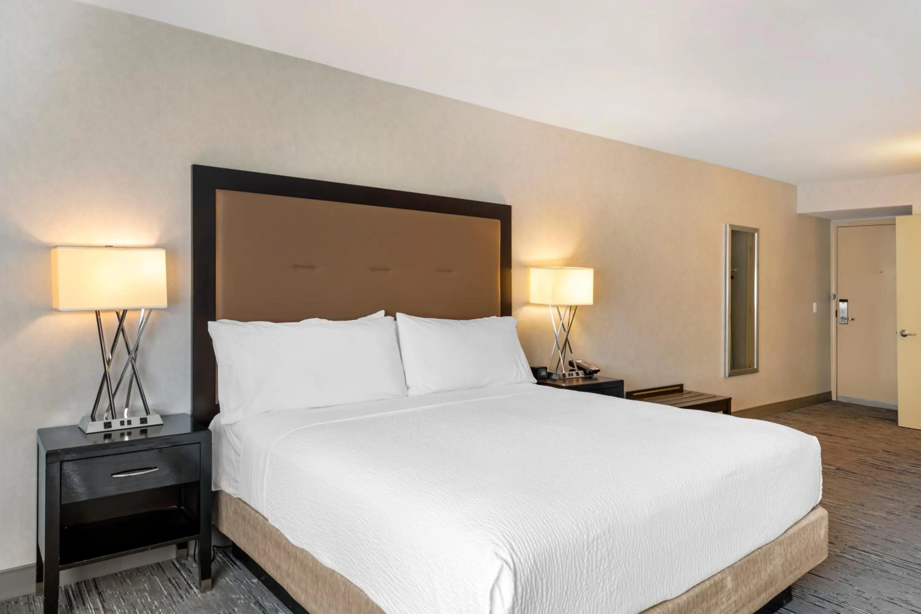 Standard Room in Holiday Inn Express San Bernardino Colton by IHG