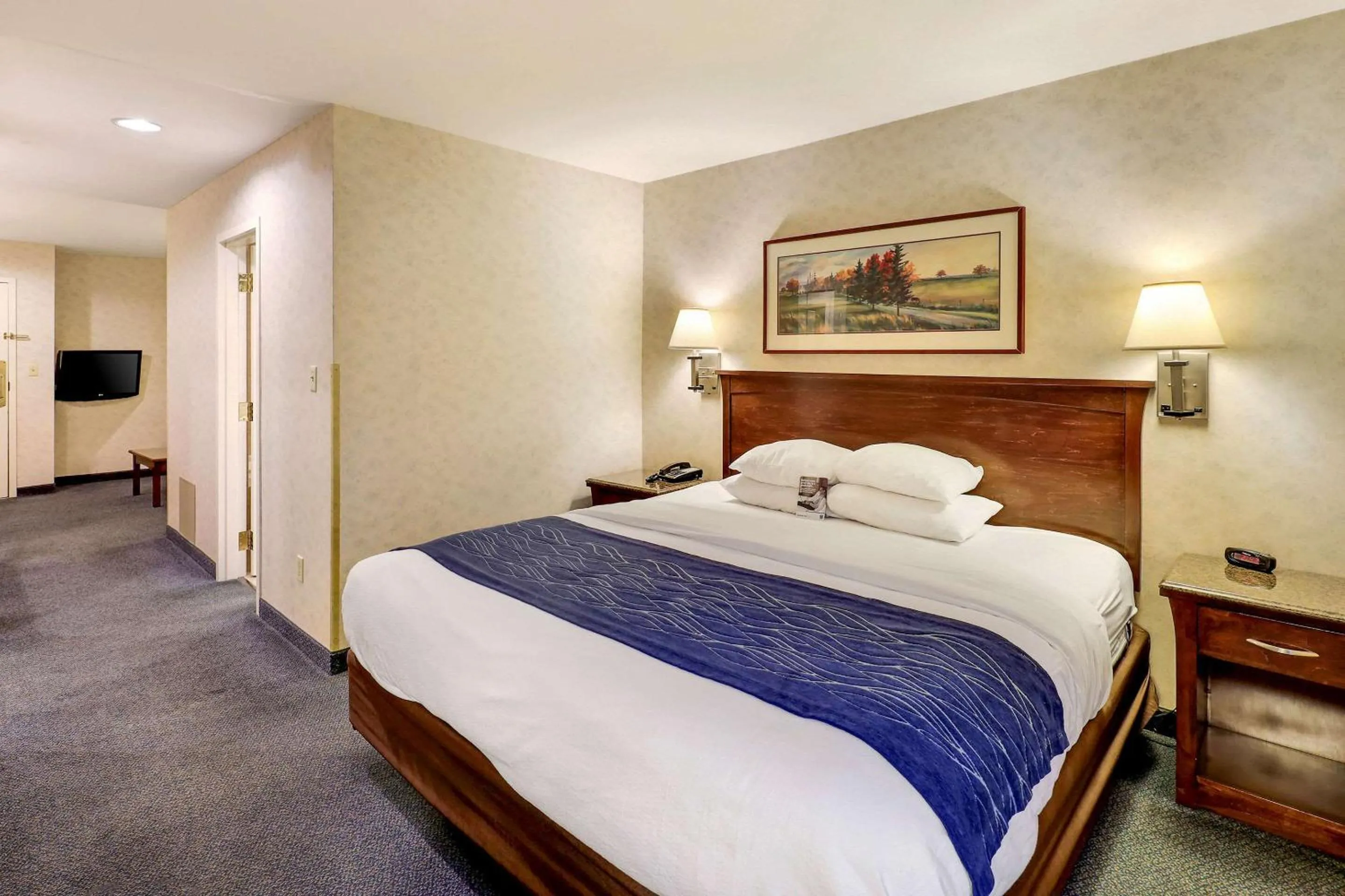King Suite - Non-Smoking in Comfort Inn Bellingham