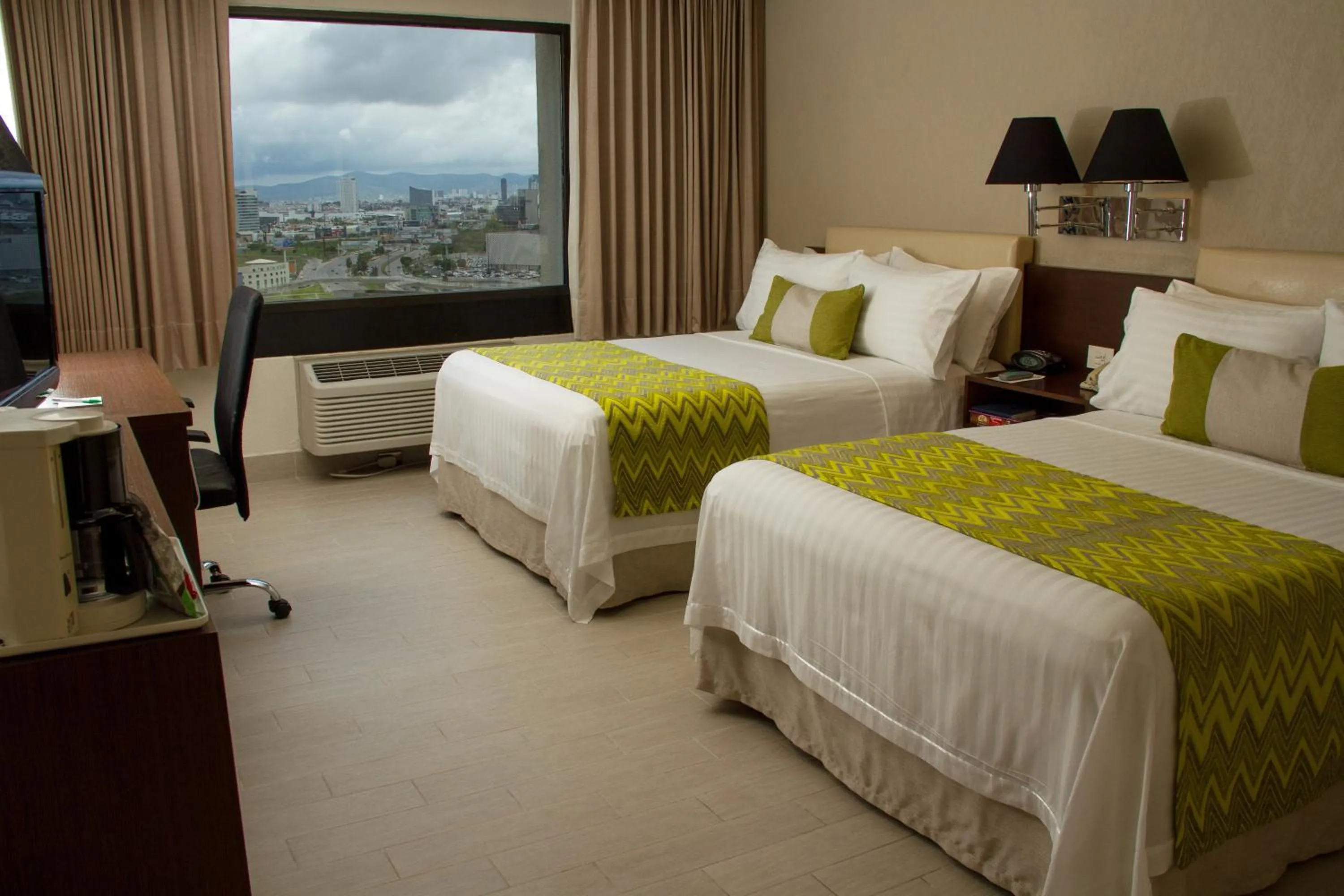 Standard Double Room with Two Double Beds and City View in Holiday Inn Puebla La Noria by IHG