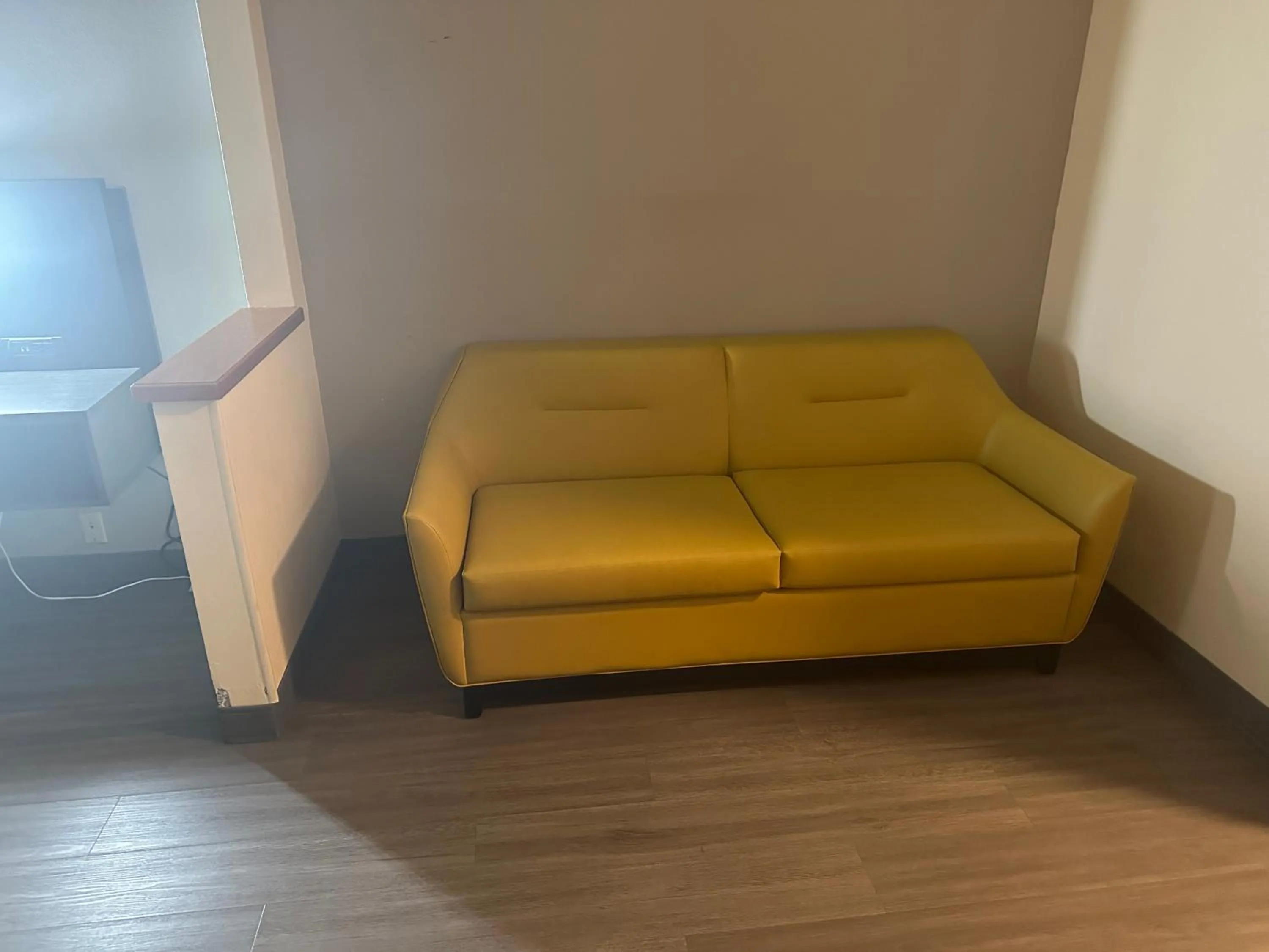 Suite - Non-Smoking in Motel 6-Anderson, IN