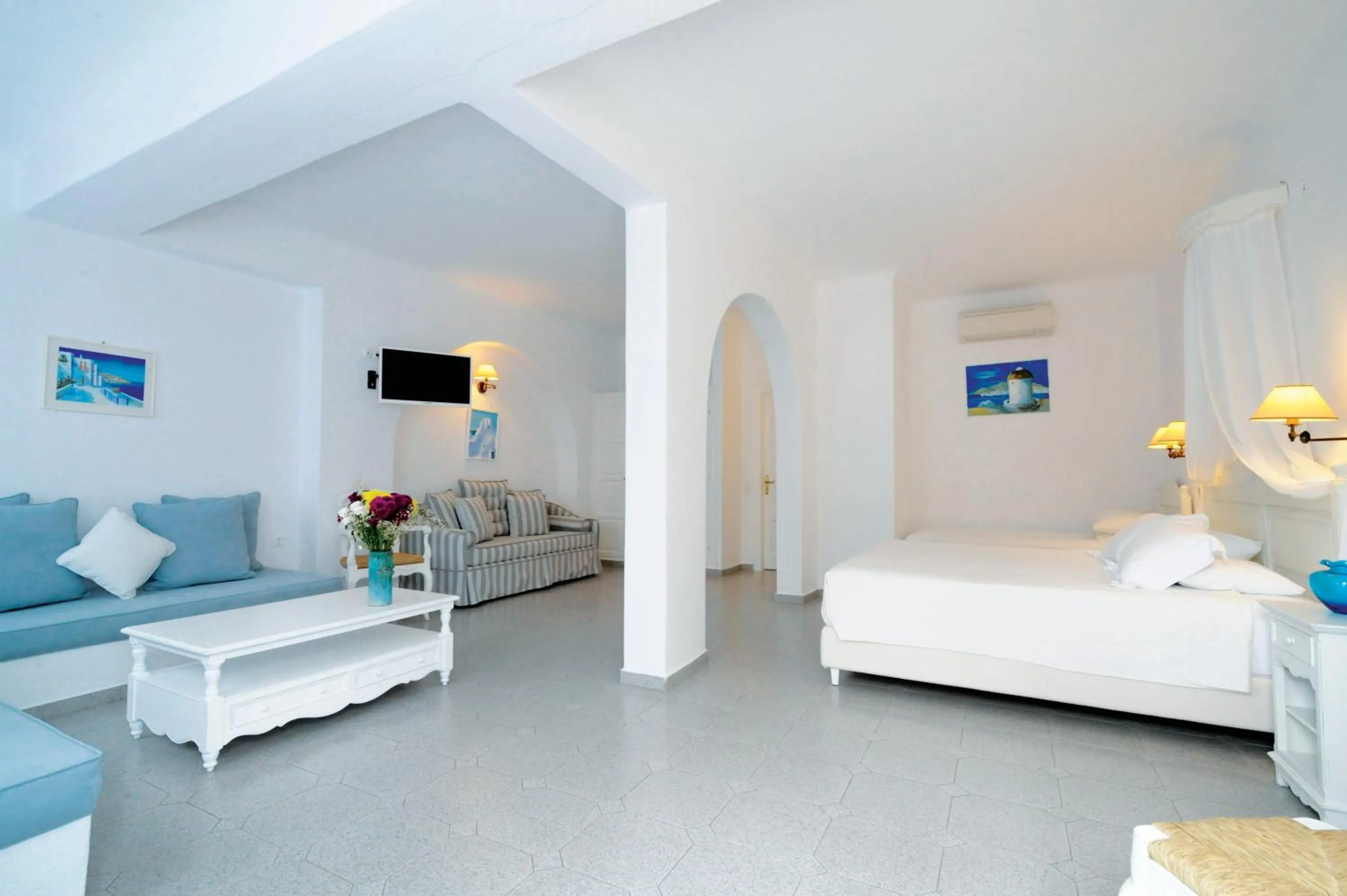 Family Suite in Kamari Hotel