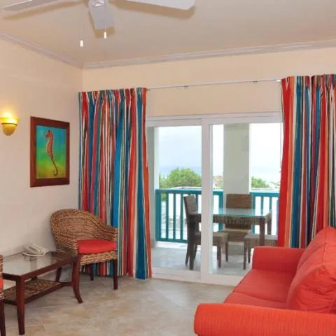 Deluxe Island View One Bedroom in Rostrevor Hotel