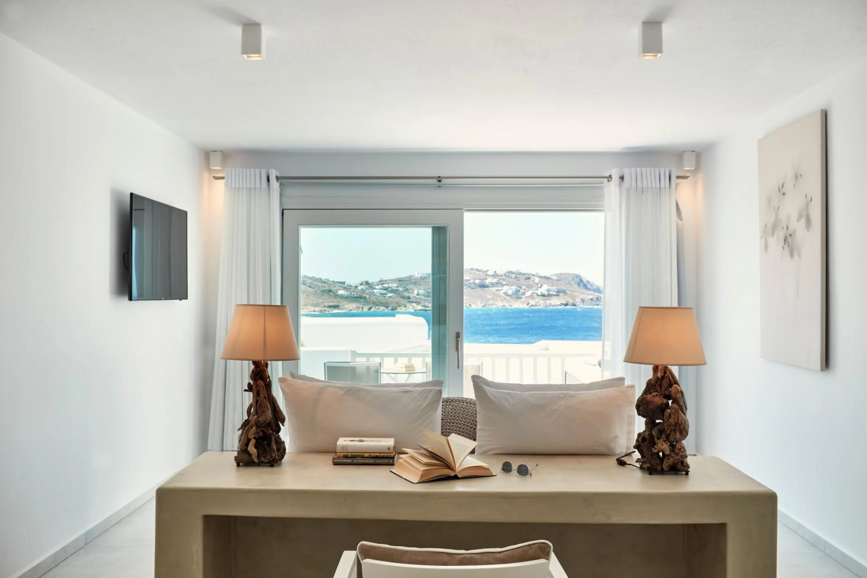 Superior Suite Sea View with Outdoor Hot Tub in Manoula's Beach Mykonos Resort