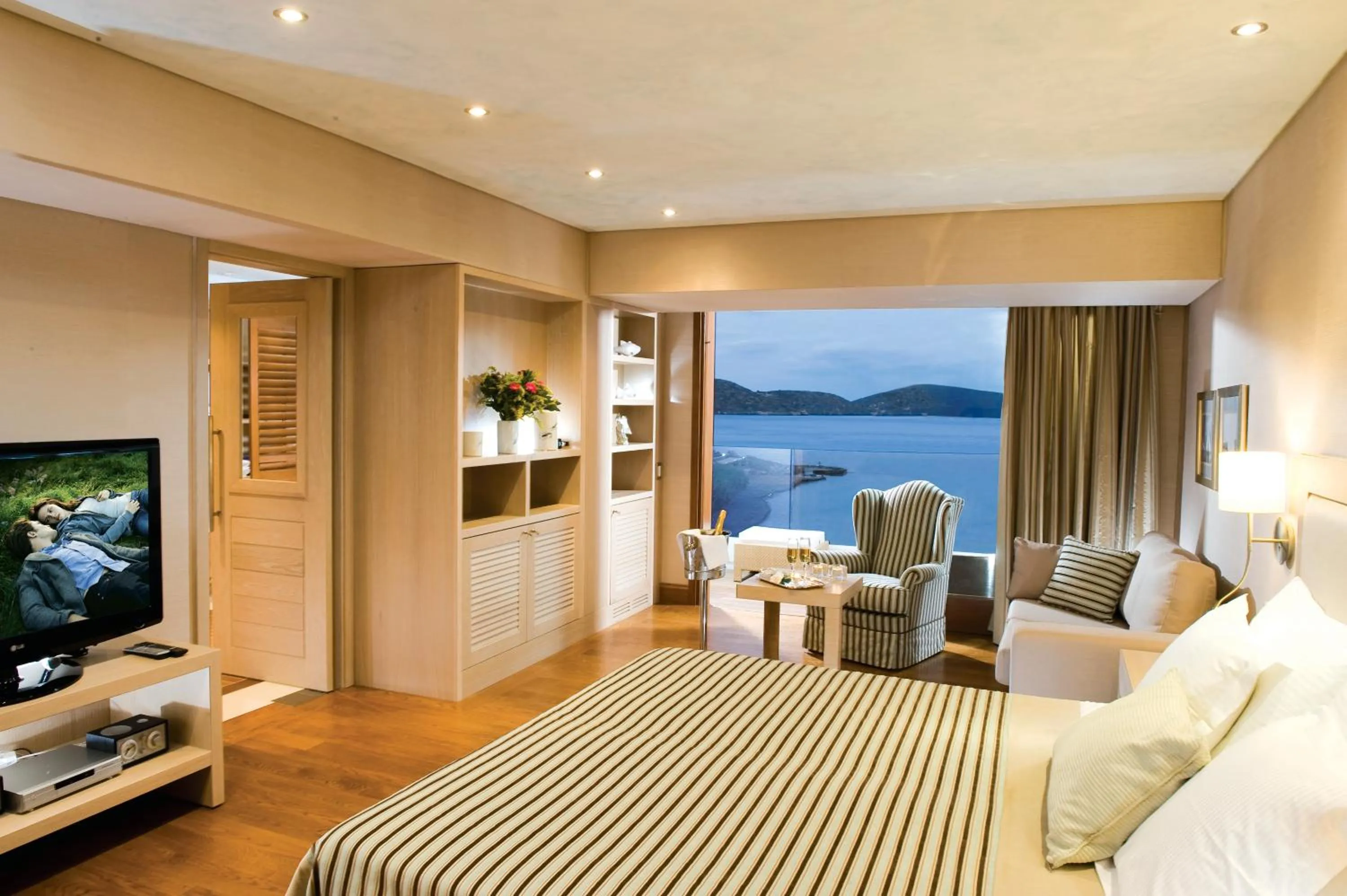 Deluxe Hotel Suite with Sea View in Elounda Bay Palace, a Member of the Leading Hotels of the World