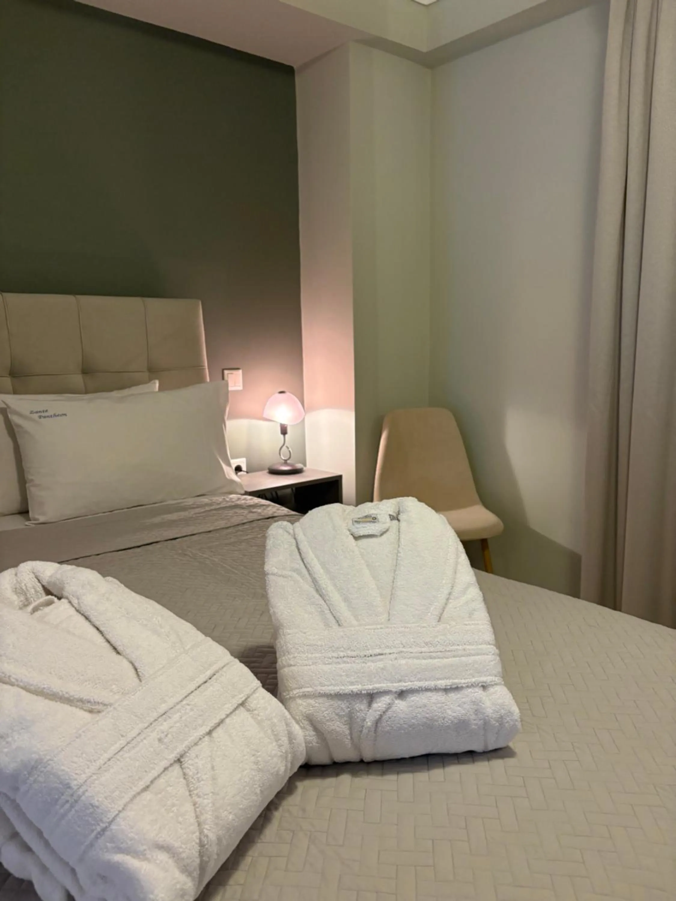 Deluxe Suite with Spa Bath in Zante Pantheon Hotel