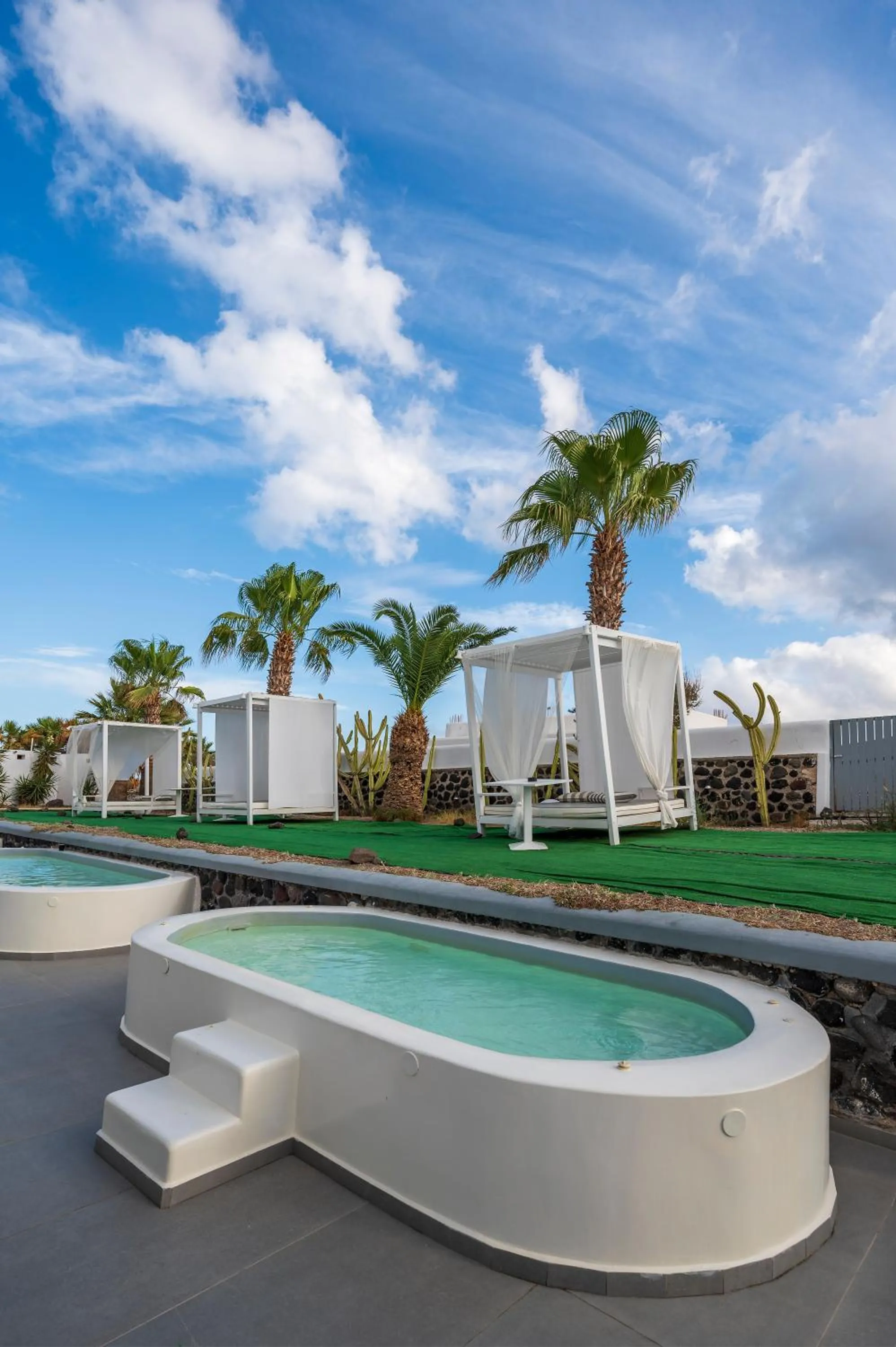 Superior Room with sharing pool and Garden View in Smy Mediterranean White Santorini