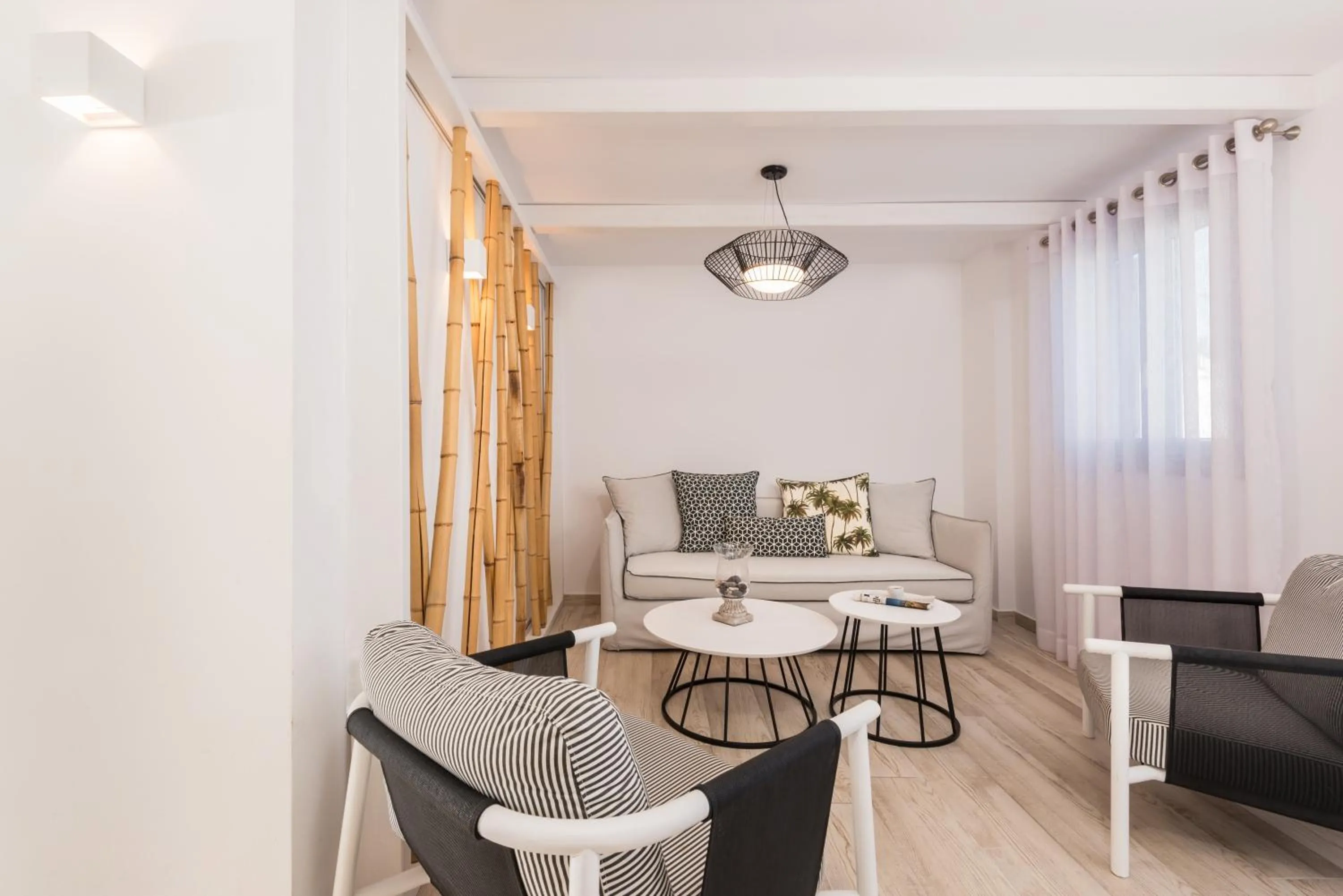 The White Suite in Smy Mediterranean White Santorini