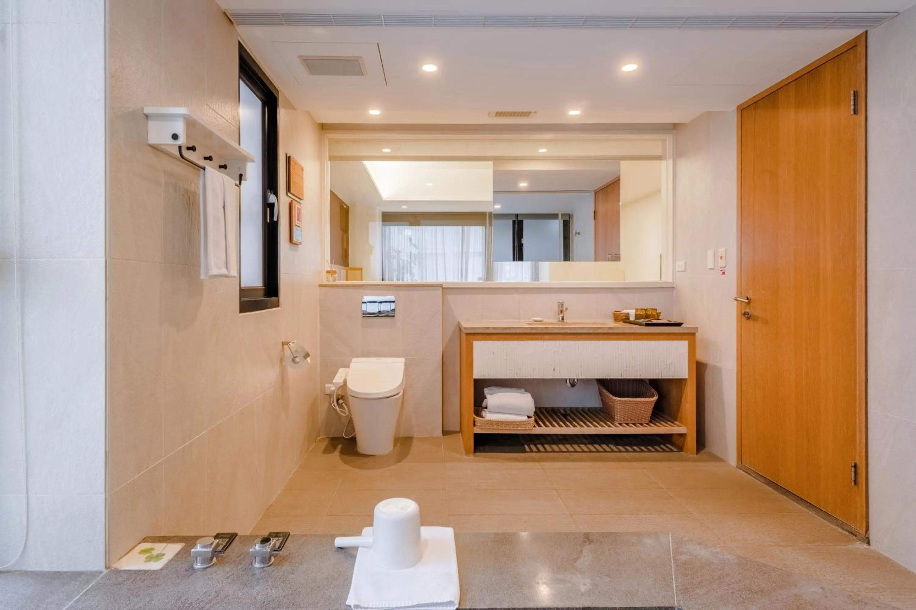 Superior Double Room with City View in ISPAVITA B&B Resort