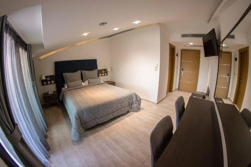 Attic Double Room with Balcony in Perinthos Hotel