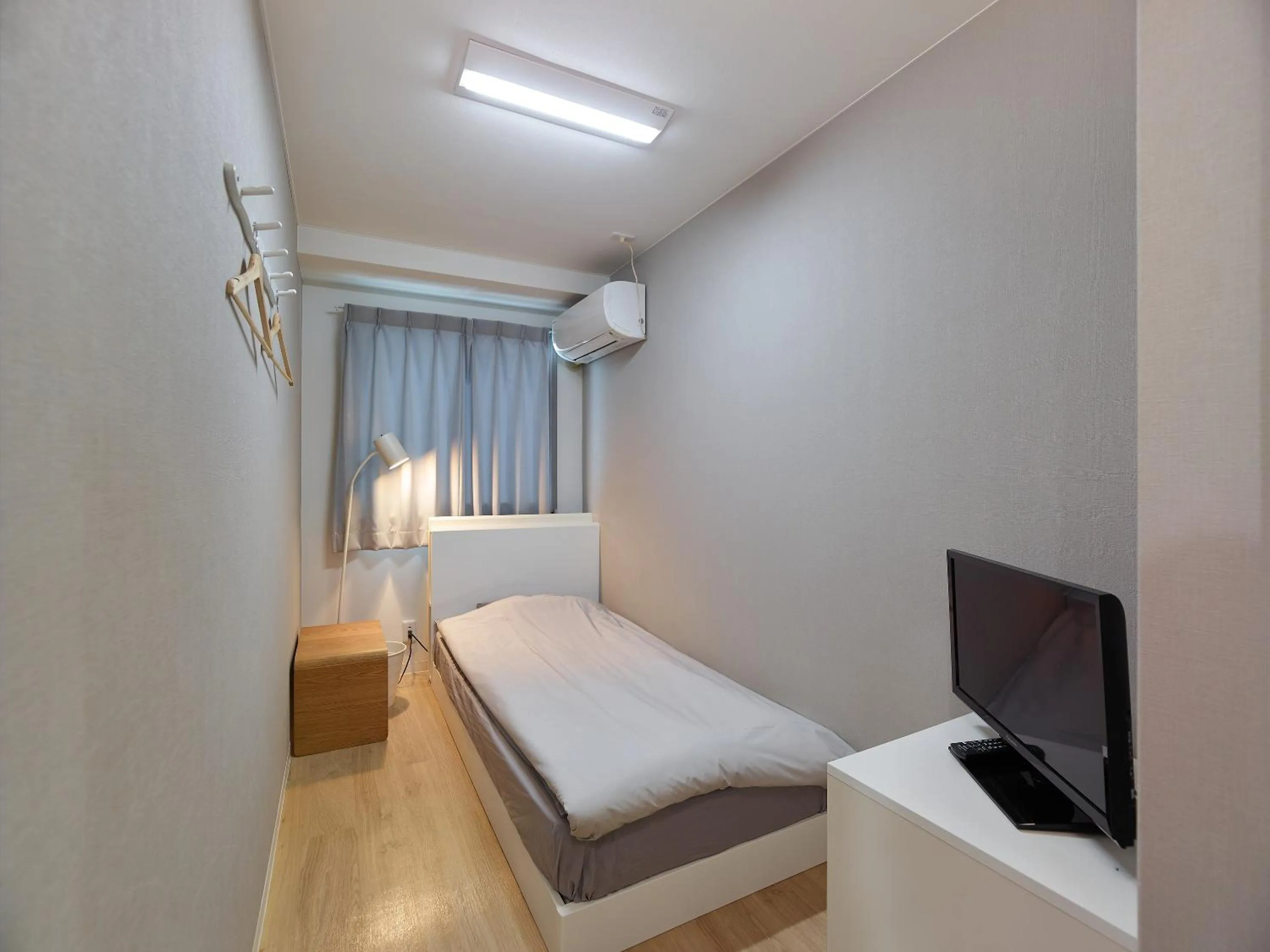 Renewal Economy Single Room with Shared Bathroom - Non-Smoking in Hotel Zipang