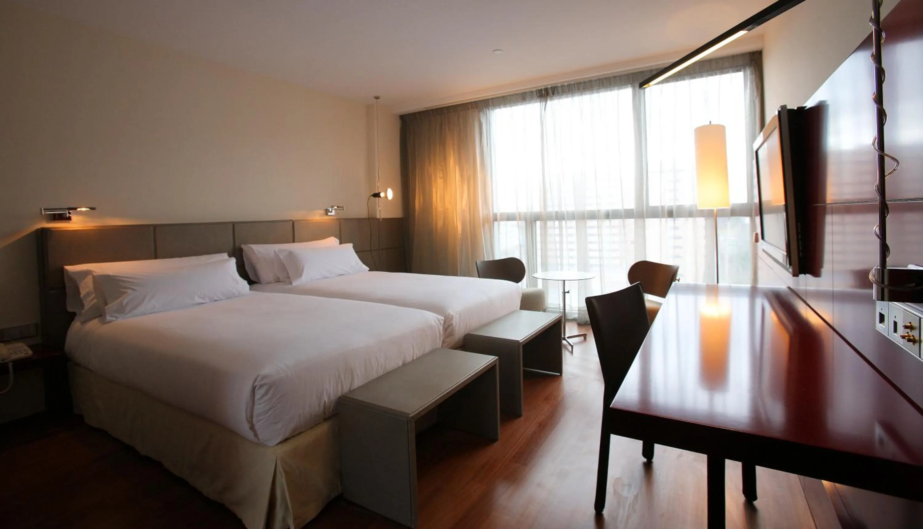 Family Room (2 Adults + 2 Children) in Hotel Reina Petronila
