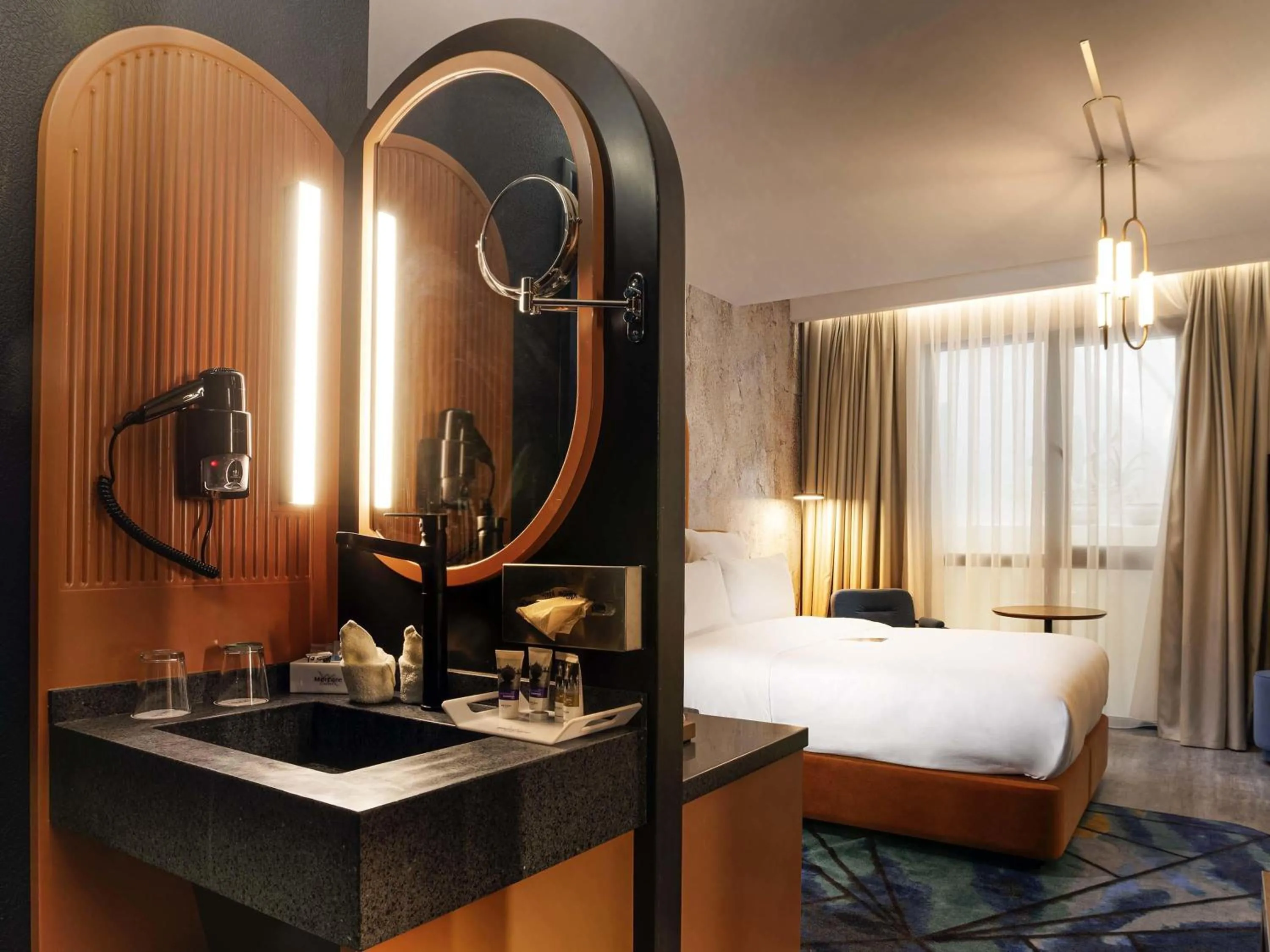 Superior Double Room with Garden View and Spa Access in Mercure Istanbul Bakirkoy