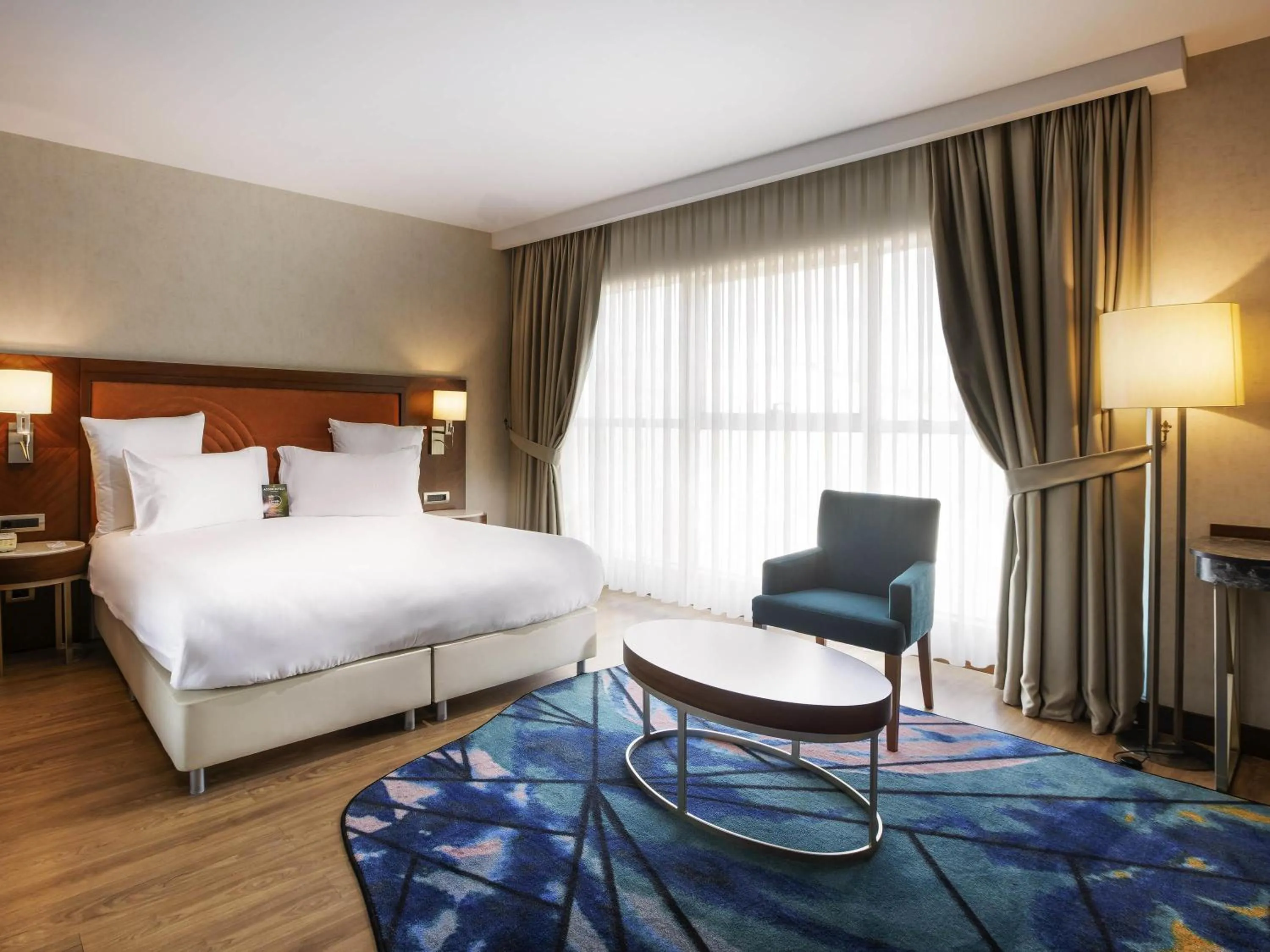 Family Suite with Free Spa access in Mercure Istanbul Bakirkoy