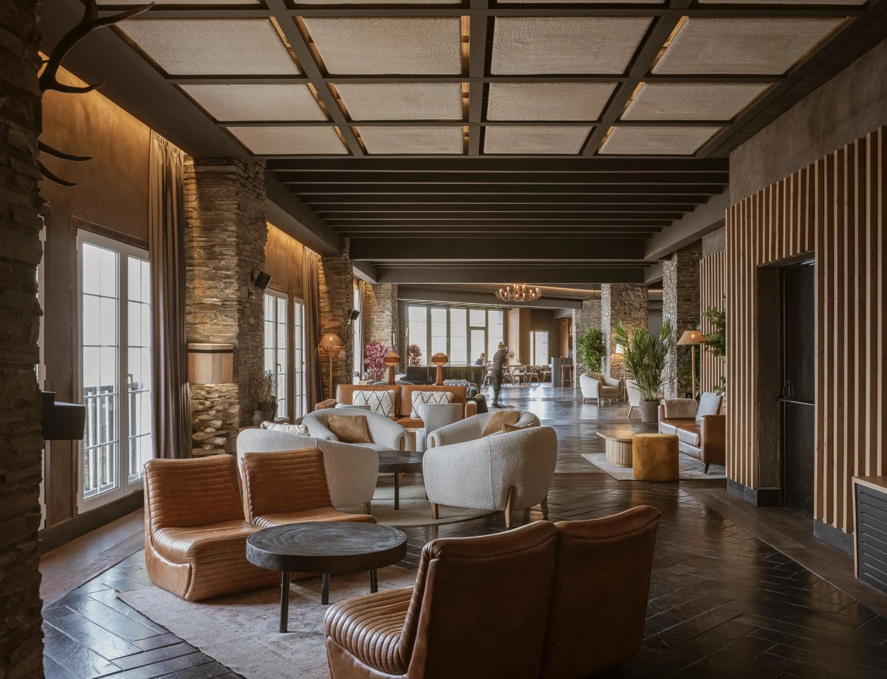 Deluxe Twin Room in The Mountains Hotel